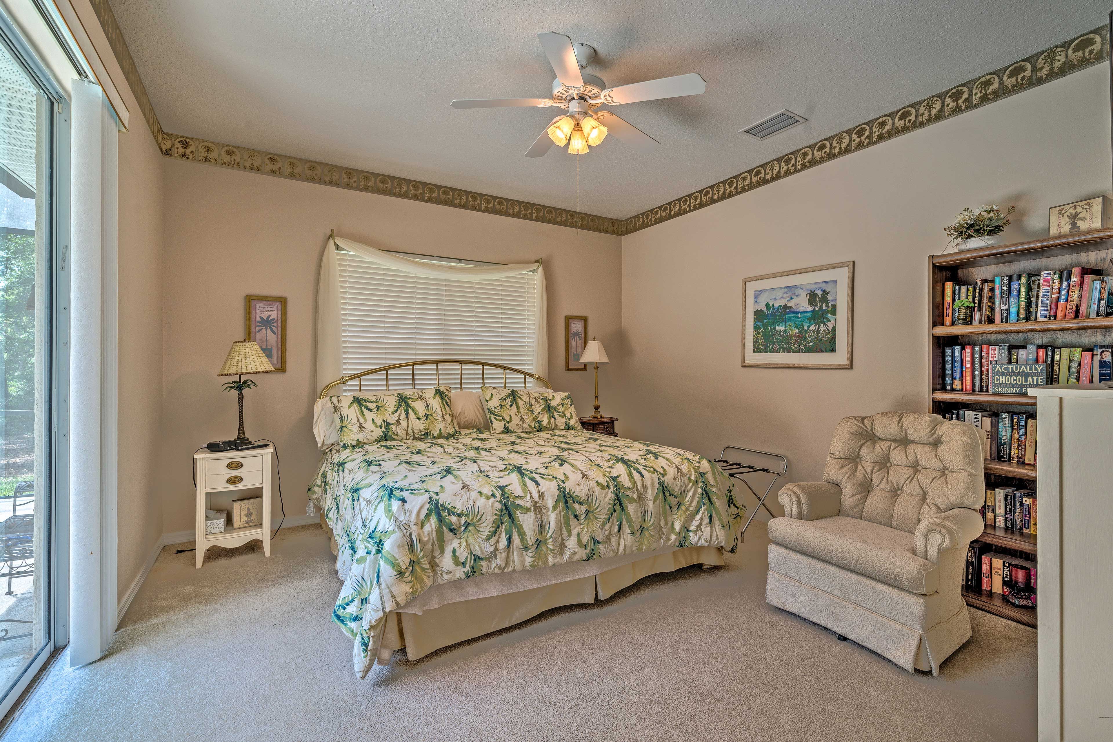 Bedroom 2 | King Bed