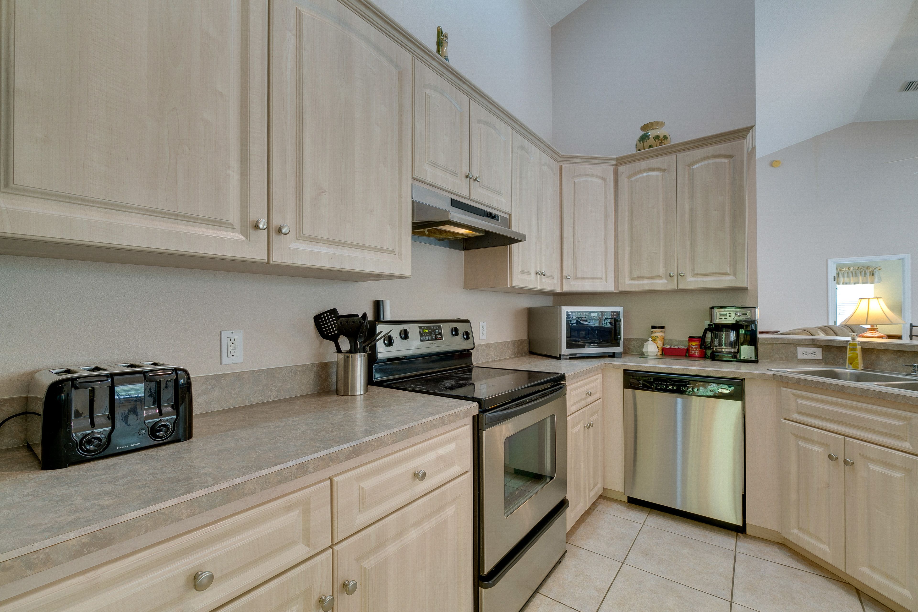 Fully Equipped Kitchen | Stainless Steel Appliances | Cooking Basics