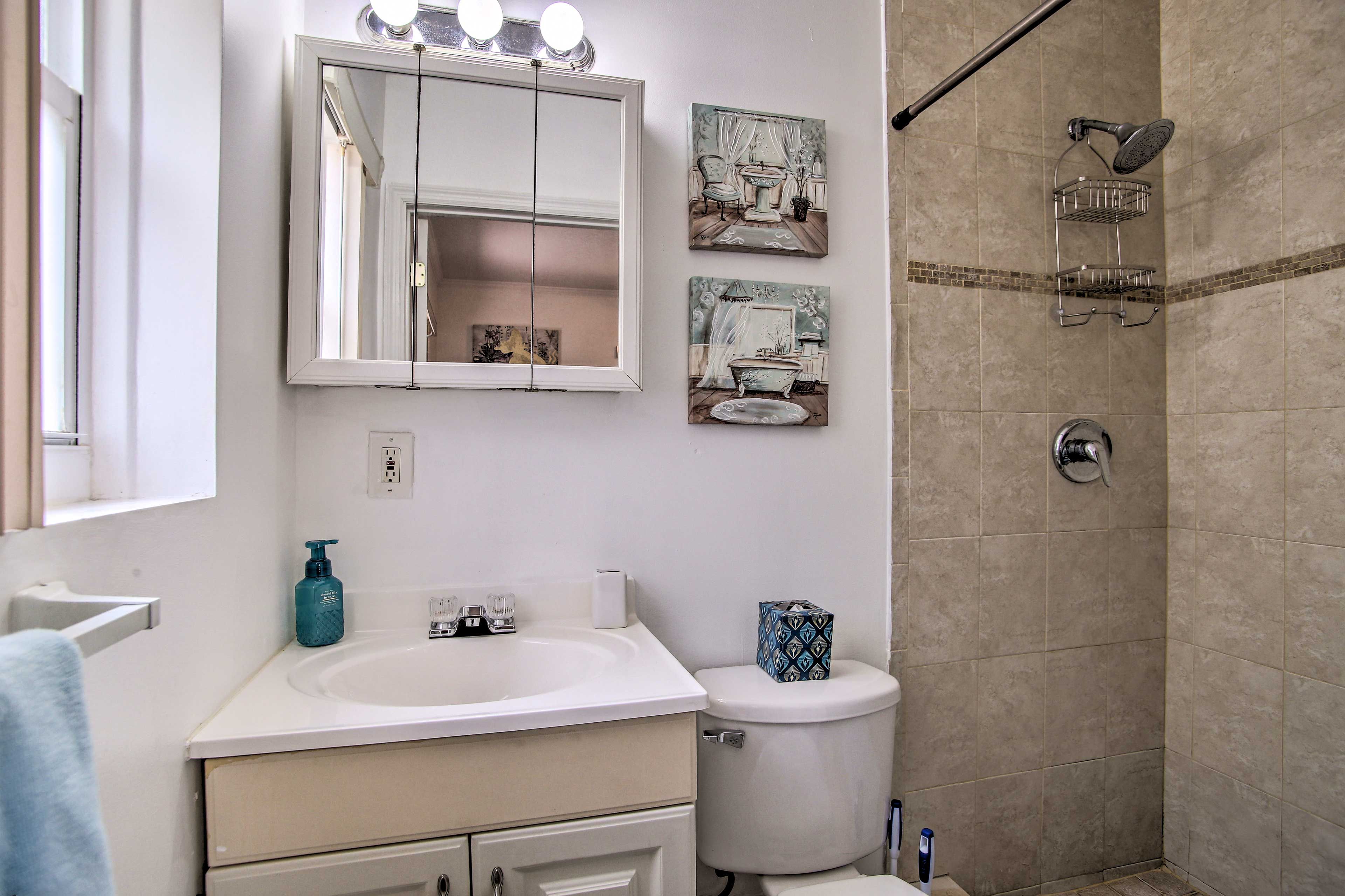 Full Bathroom