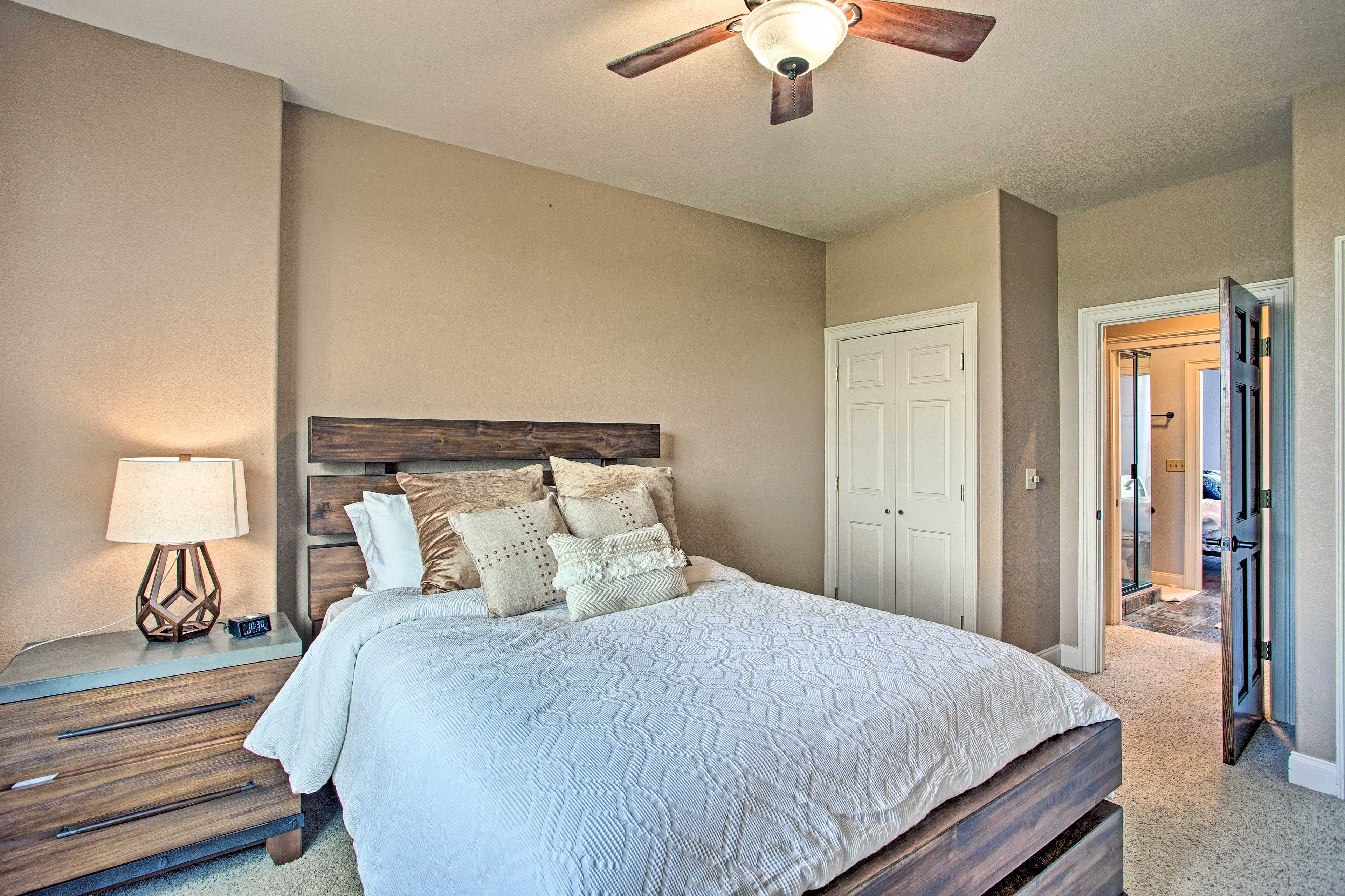 Bedroom 5 | Queen Bed | 2nd Floor | Stairs Required