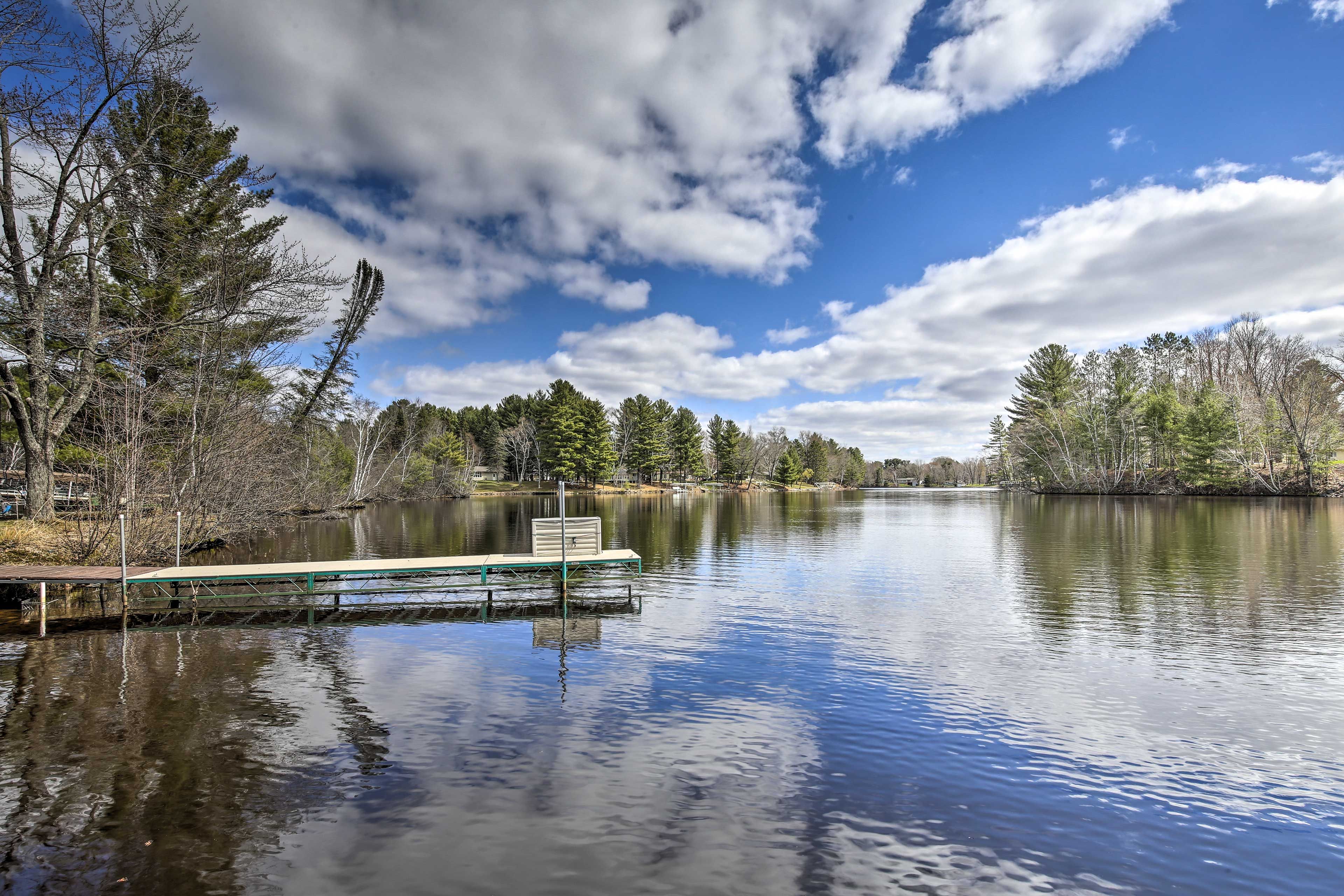 Lake Holcombe | 2 Kayaks & Paddleboat Provided