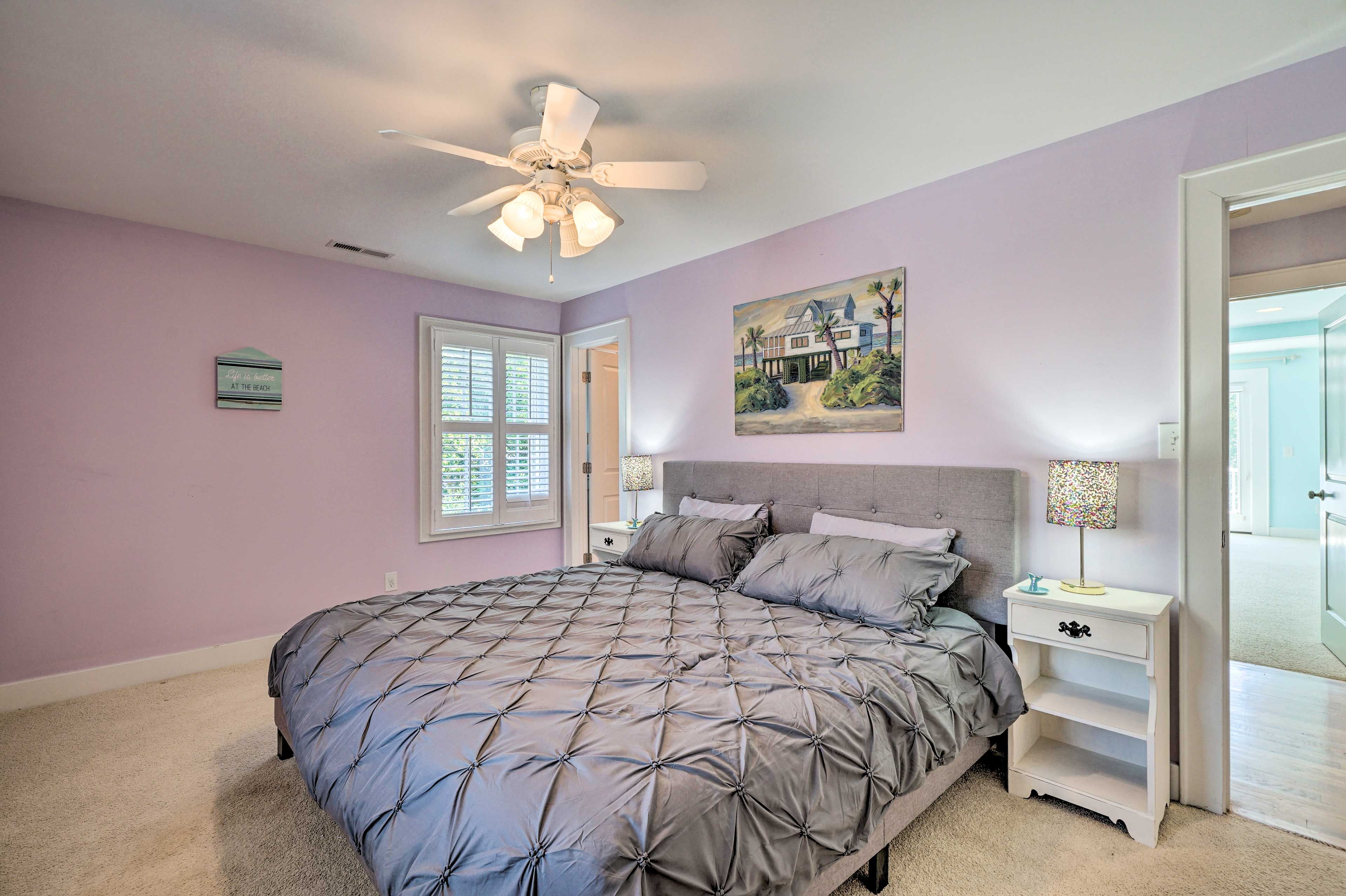 Bedroom 2 | 2nd Floor | King Bed