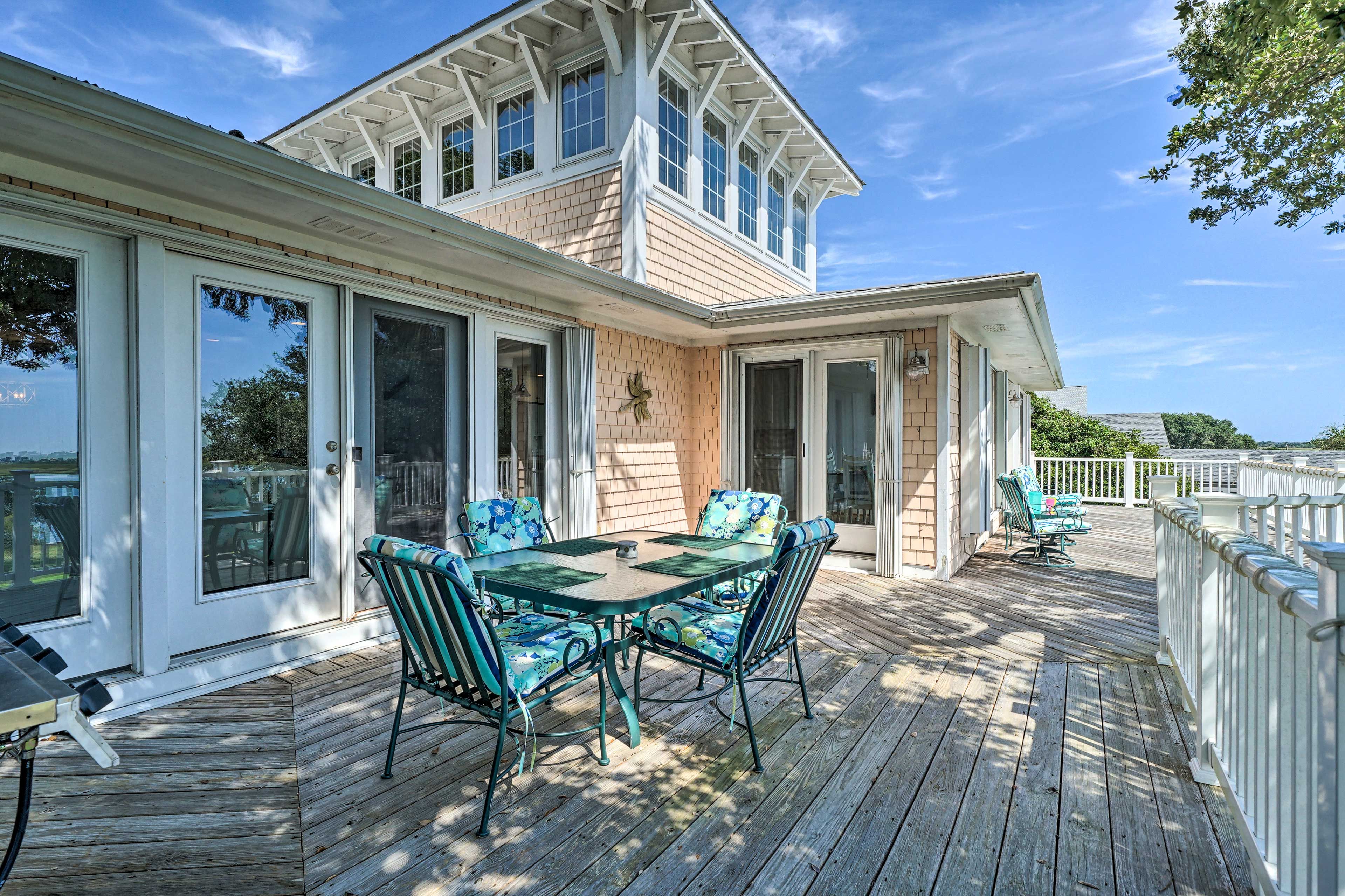 Private Deck