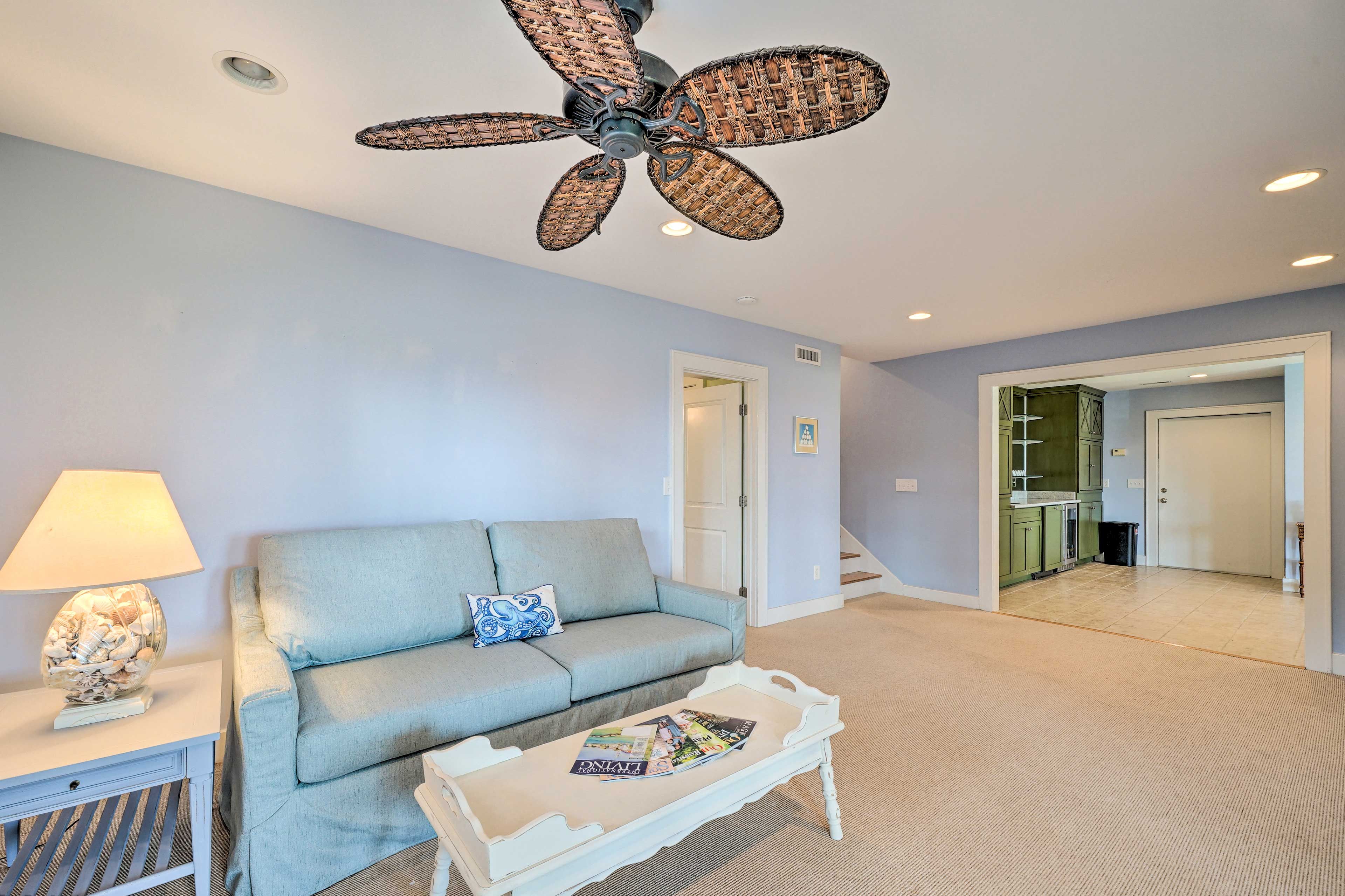 Living Room | Full Sleeper Sofa