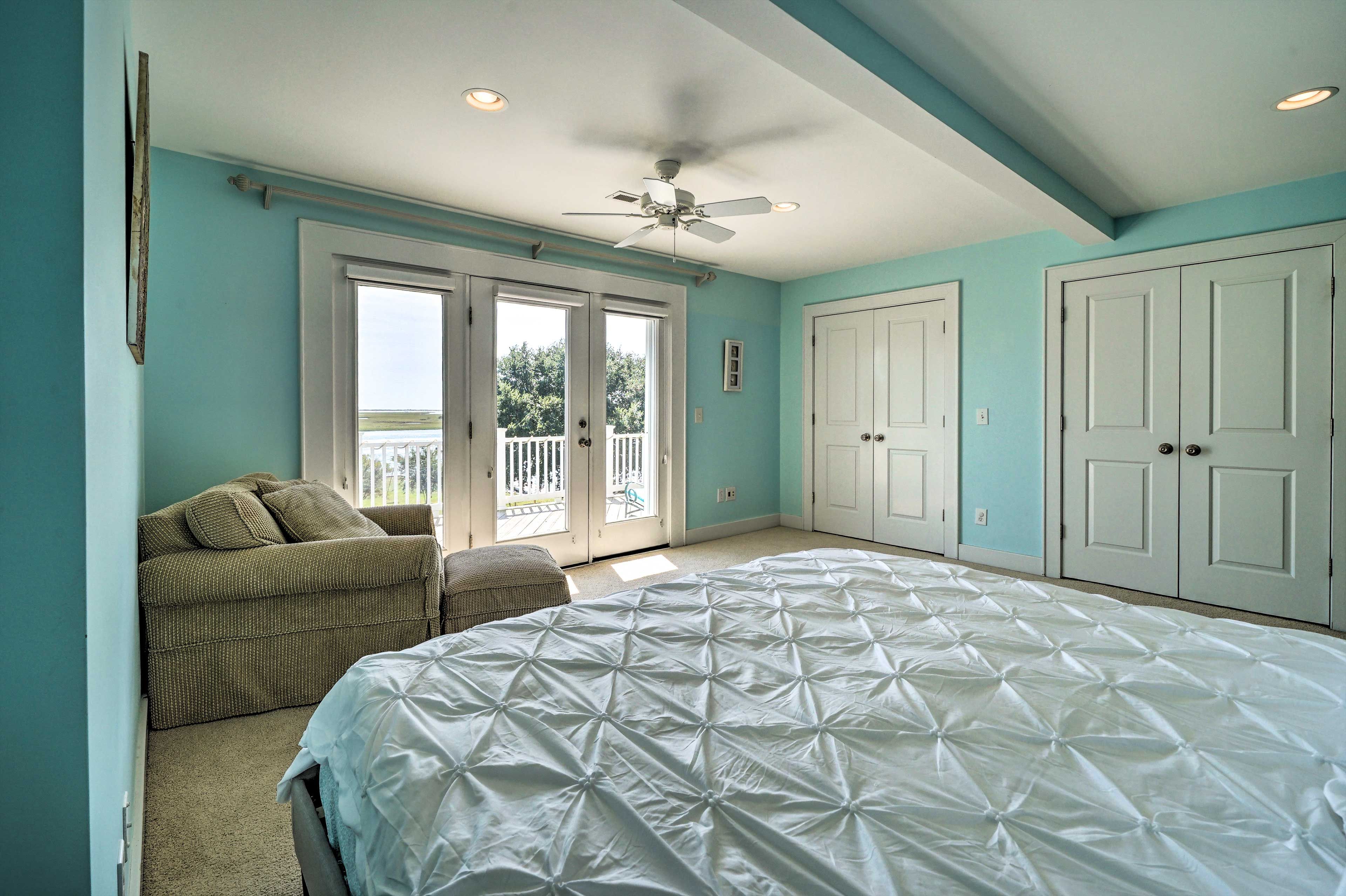 Bedroom 1 | Water Views
