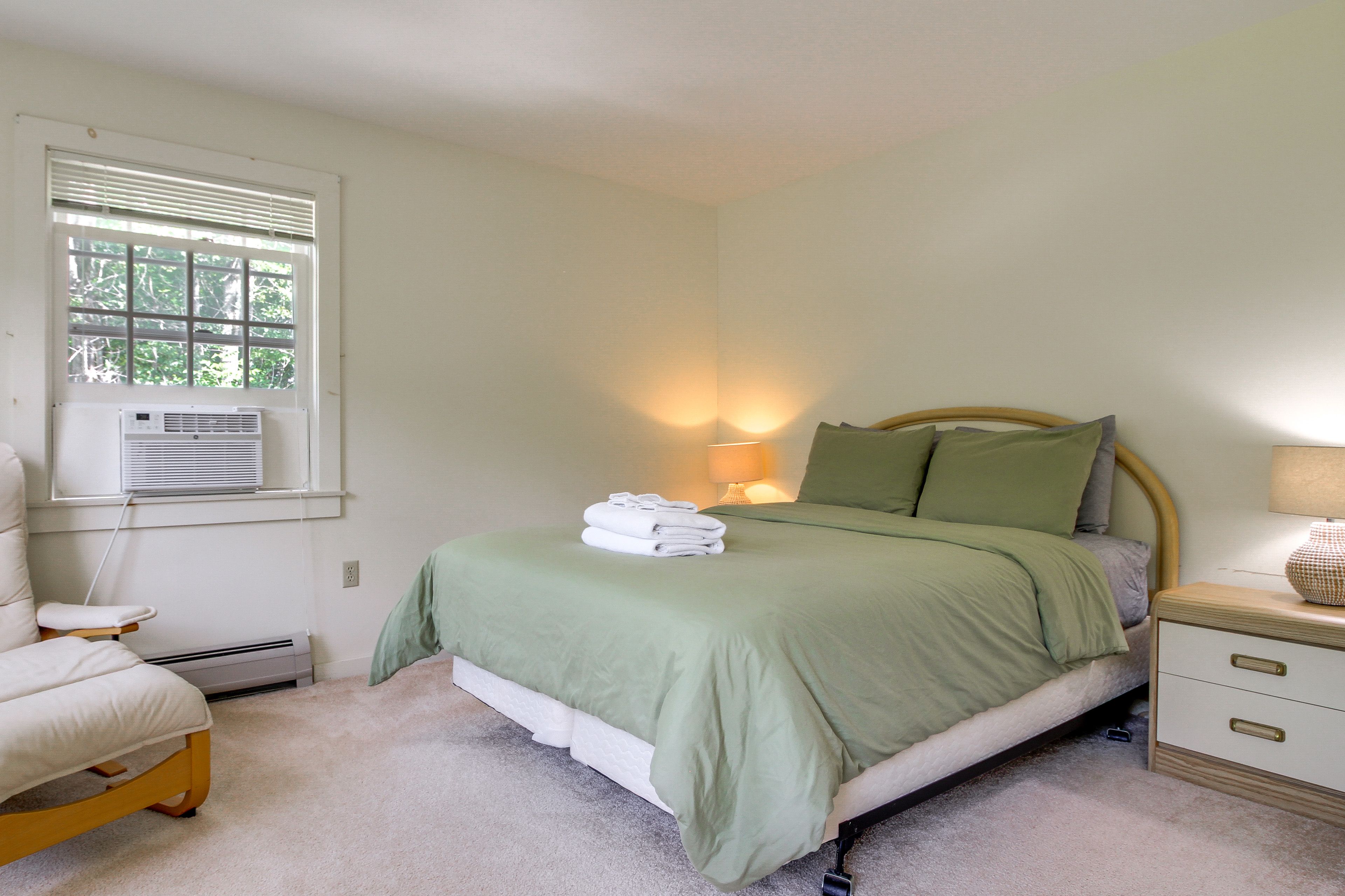 Bedroom 2 | Queen Bed | 3rd Floor