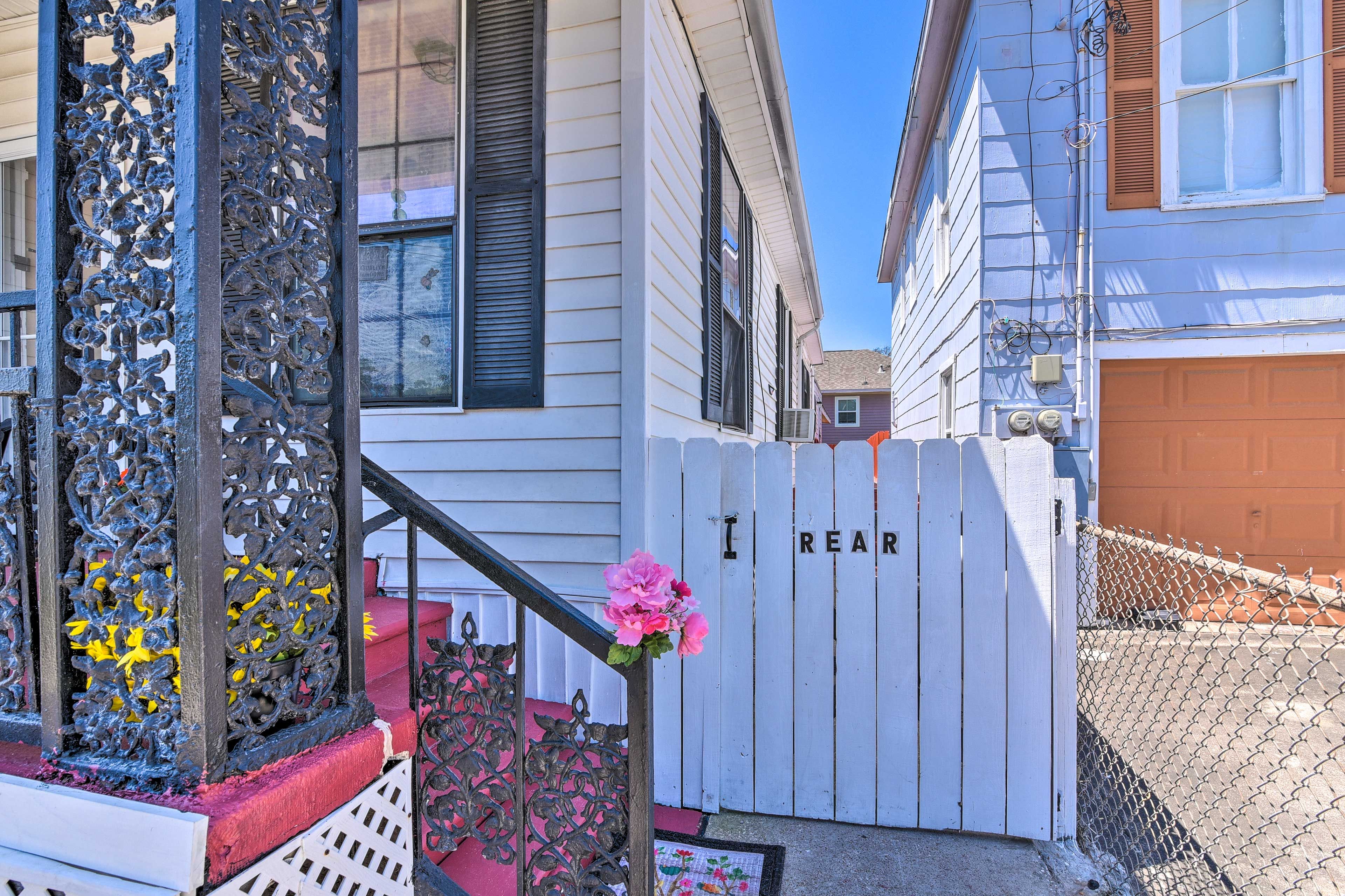 Studio Entryway | Rear Unit | Shared Street Parking (2 Vehicles)