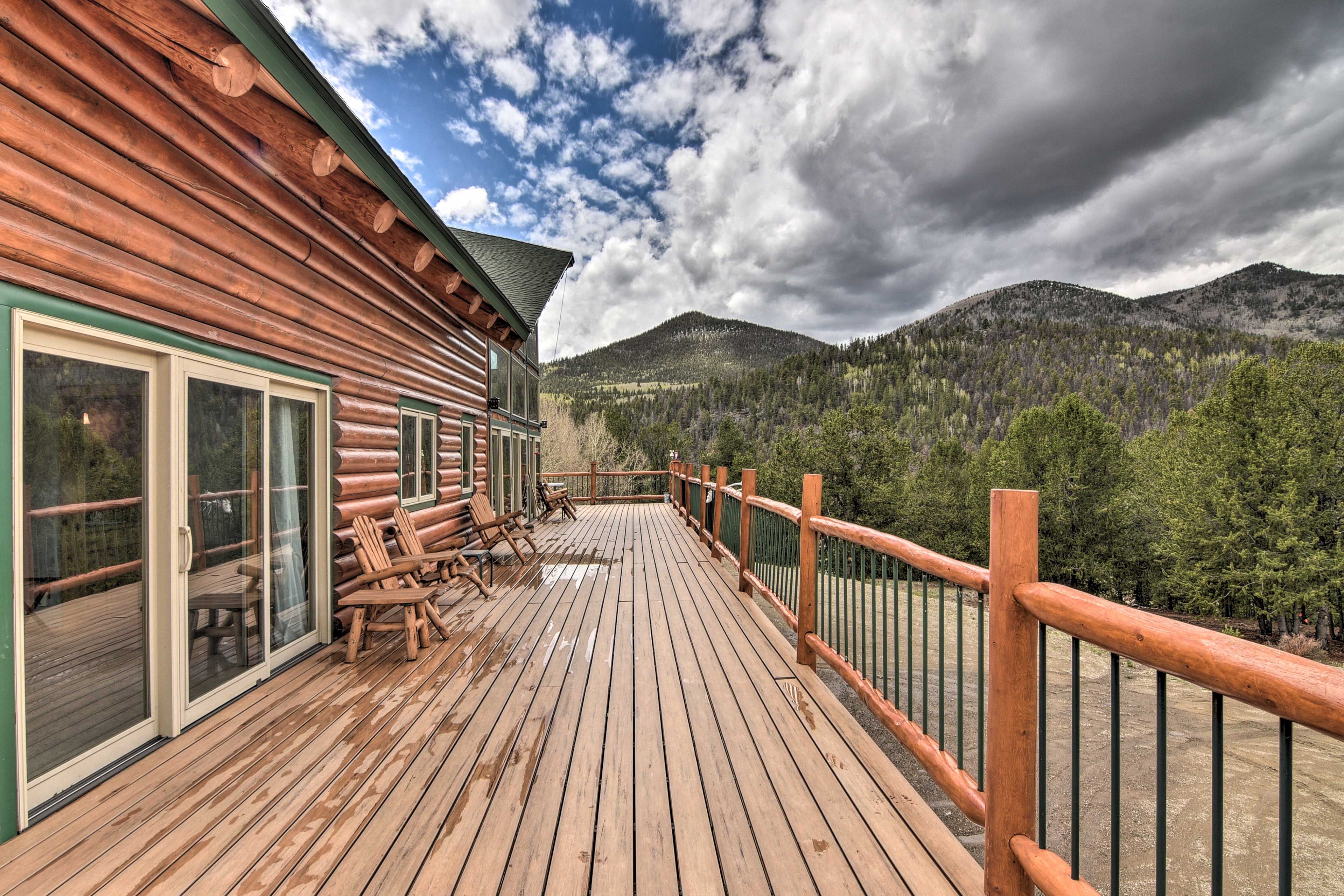 Private Deck