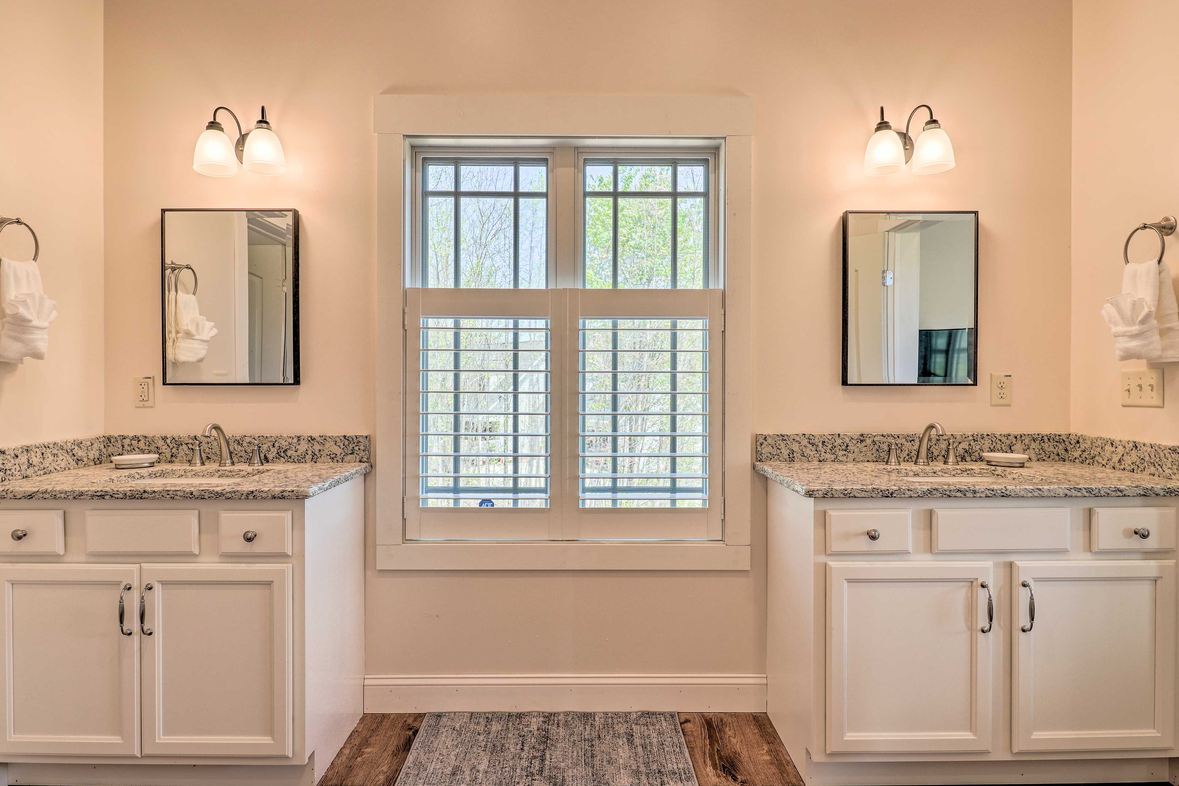 En-Suite Bathroom