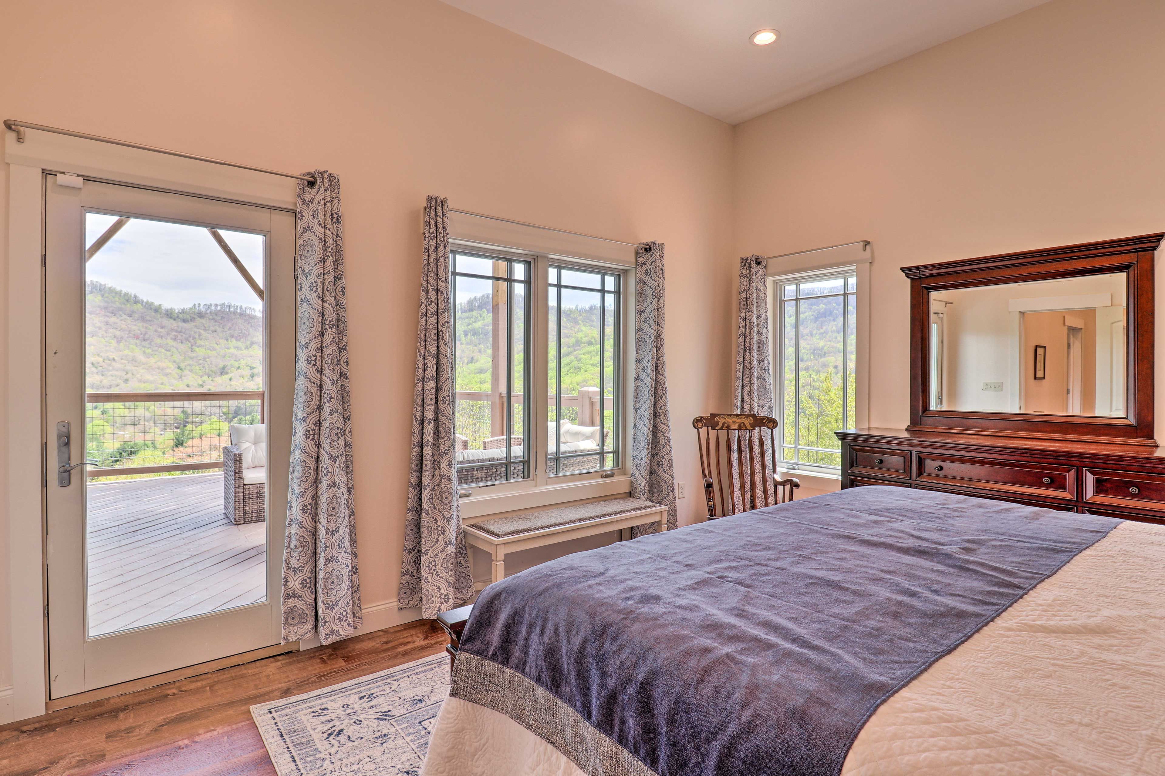 Bedroom 4 | Direct Deck Access
