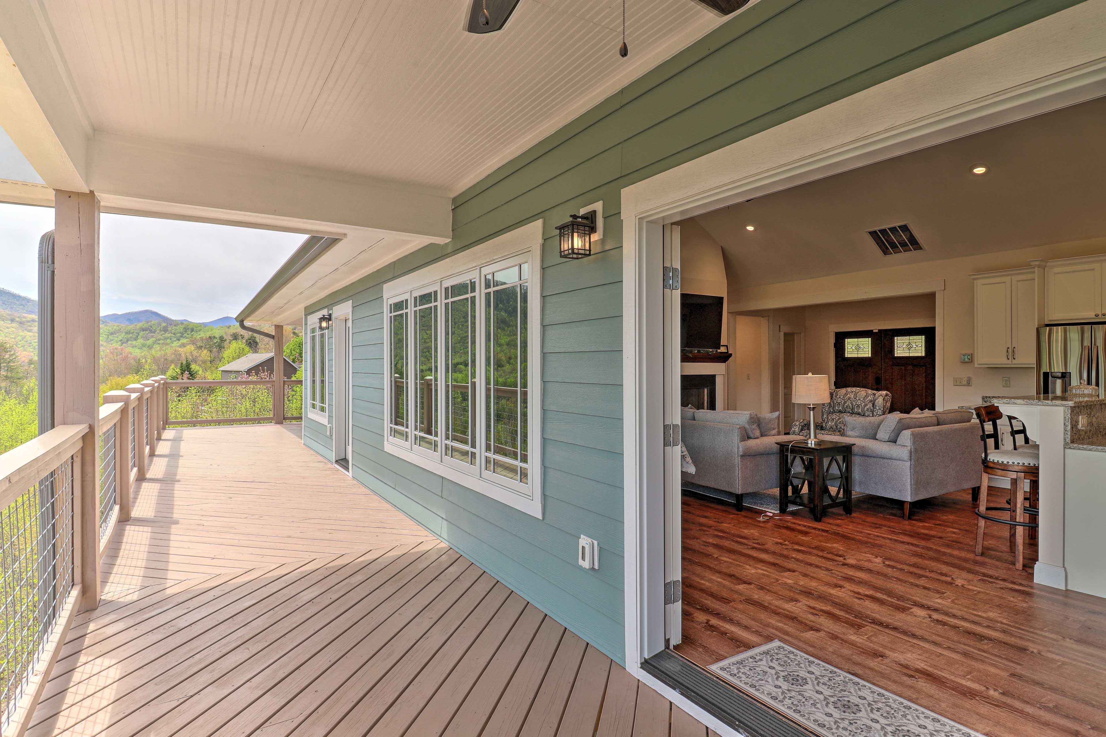 Private Deck