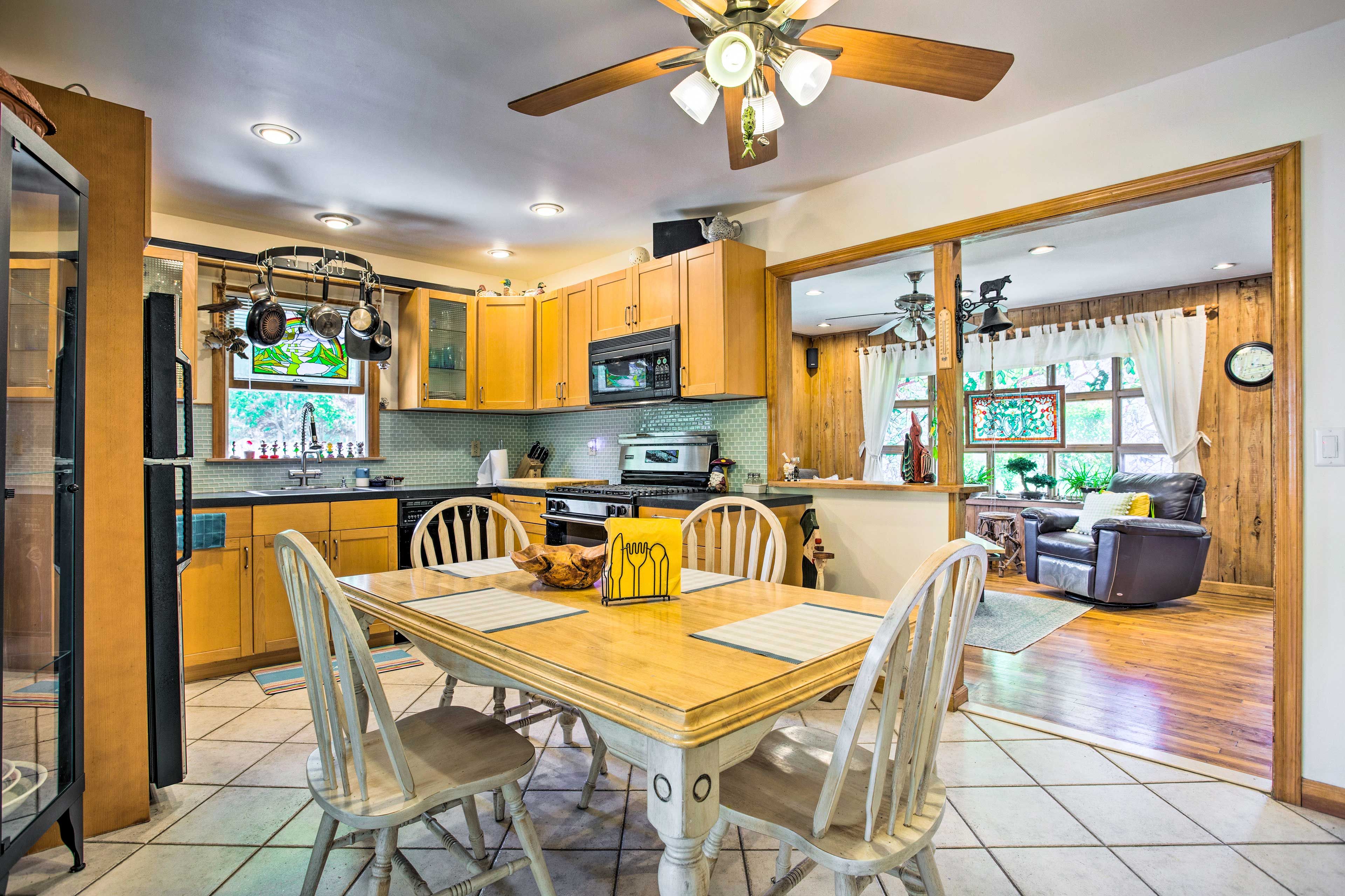 Dining Area | Dishware & Flatware | Spices