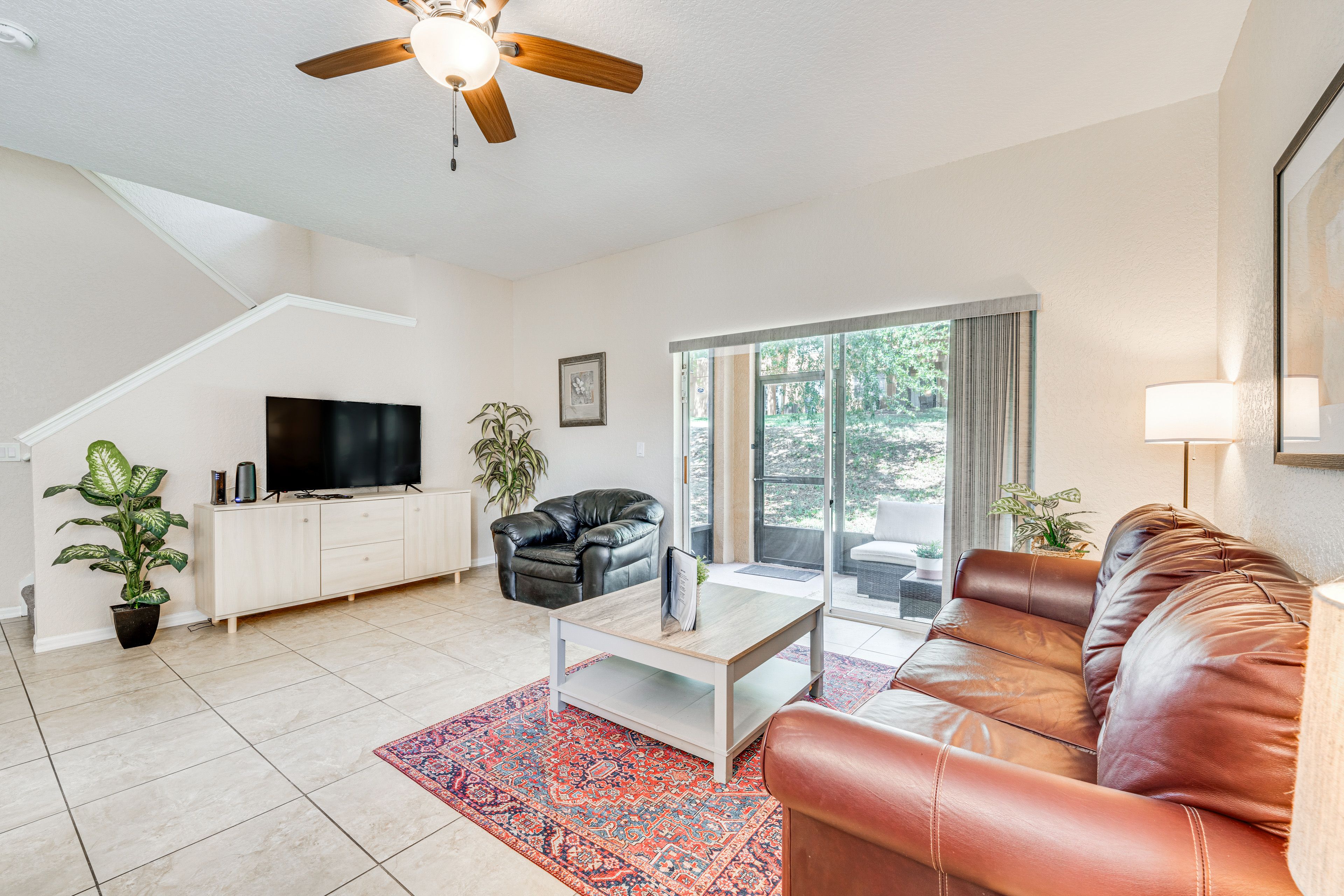 Living Room | 1st Floor | Full Sleeper Sofa | Smart TV | Central Heating & A/C