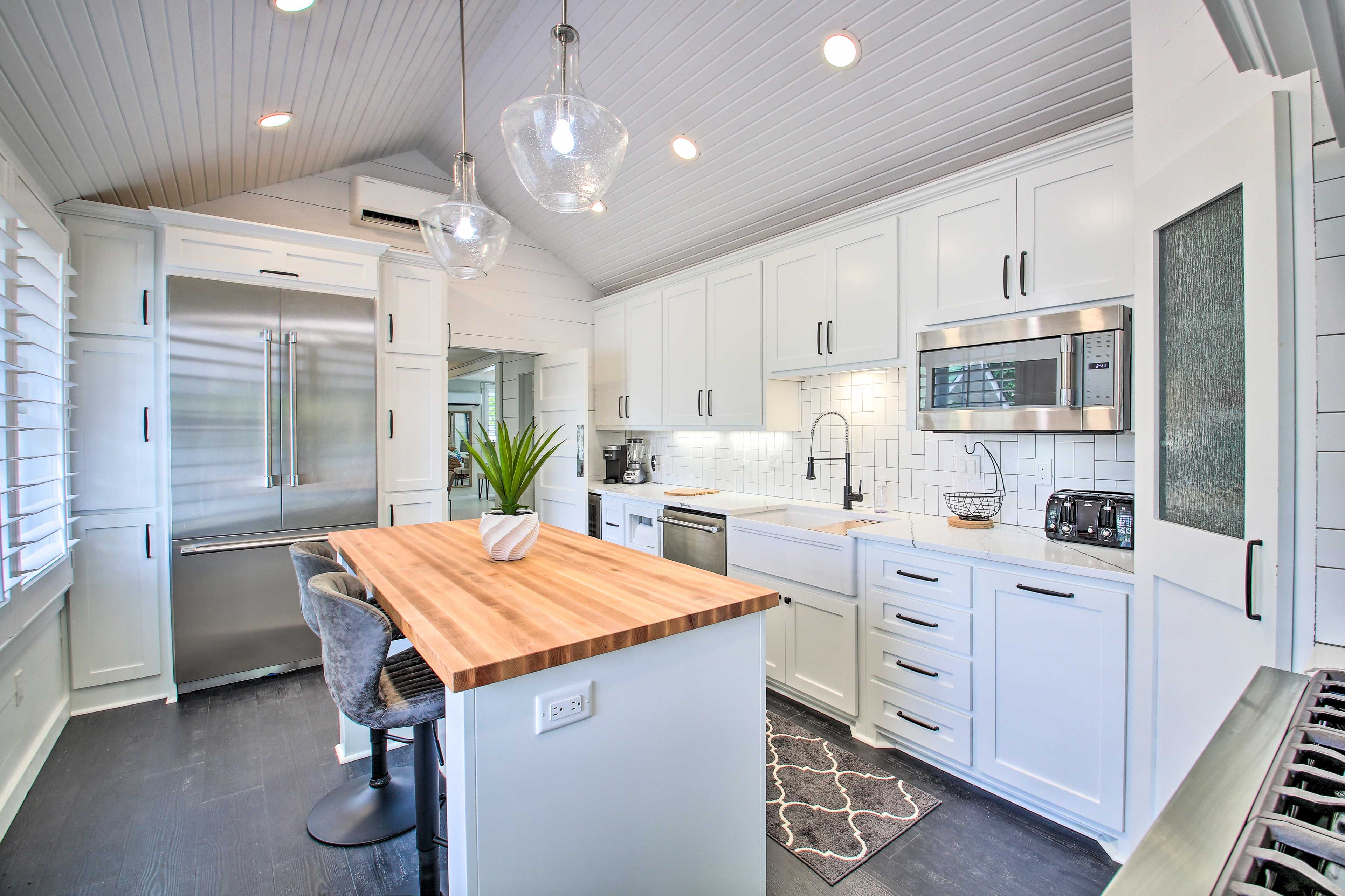 Kitchen | Fully Equipped | Cooking Utensils