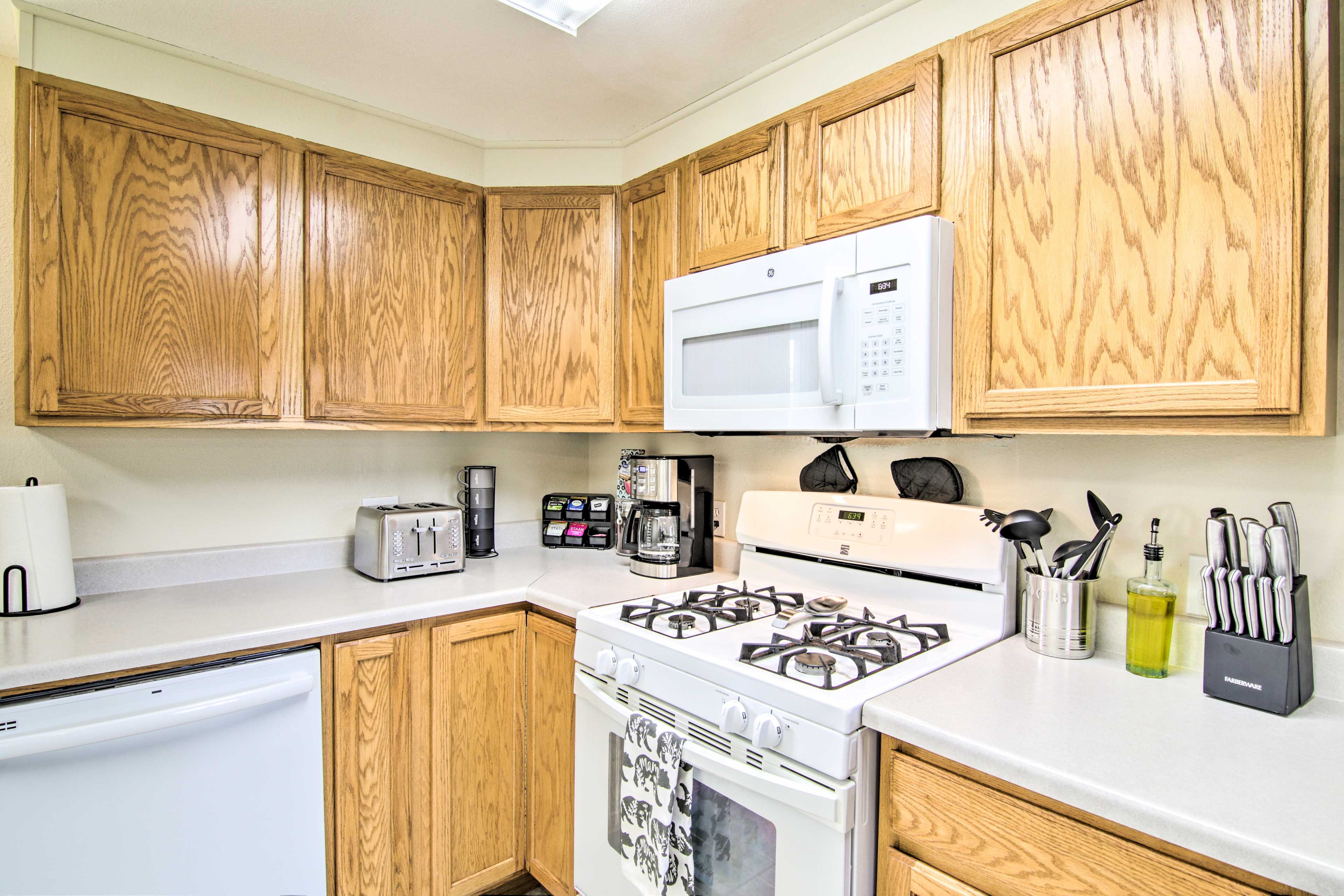 Fully Equipped Kitchen | Complimentary Spices