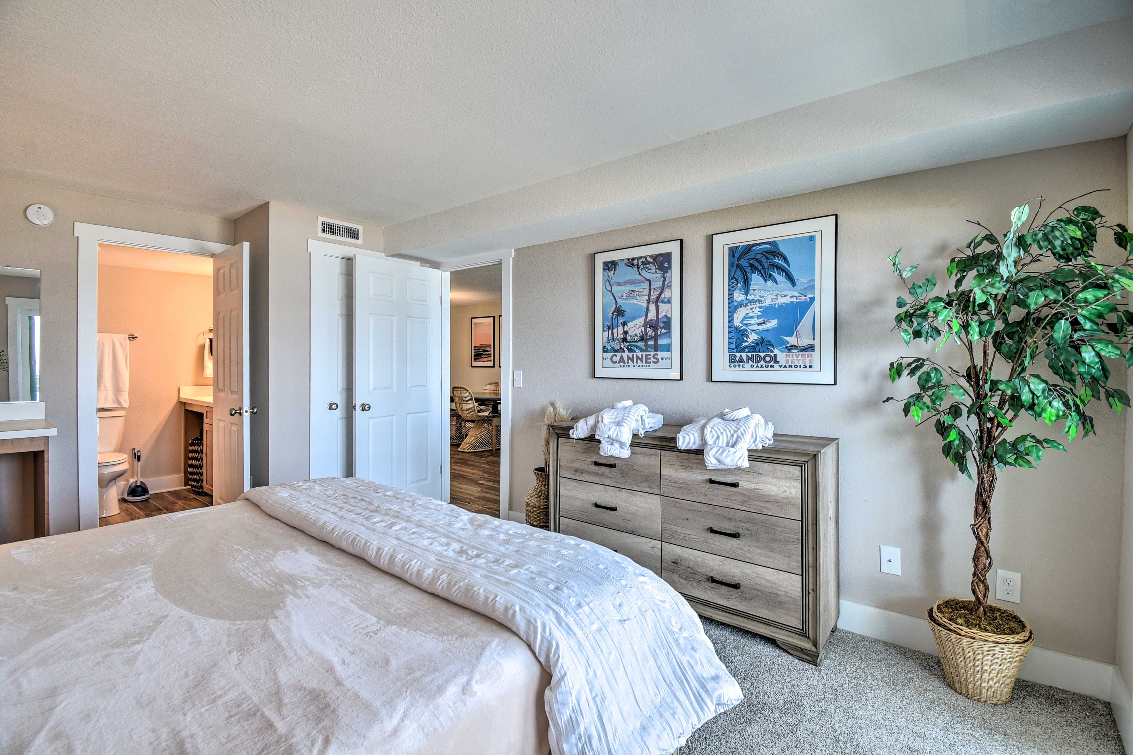 Bedroom 1 | En-Suite Bathroom