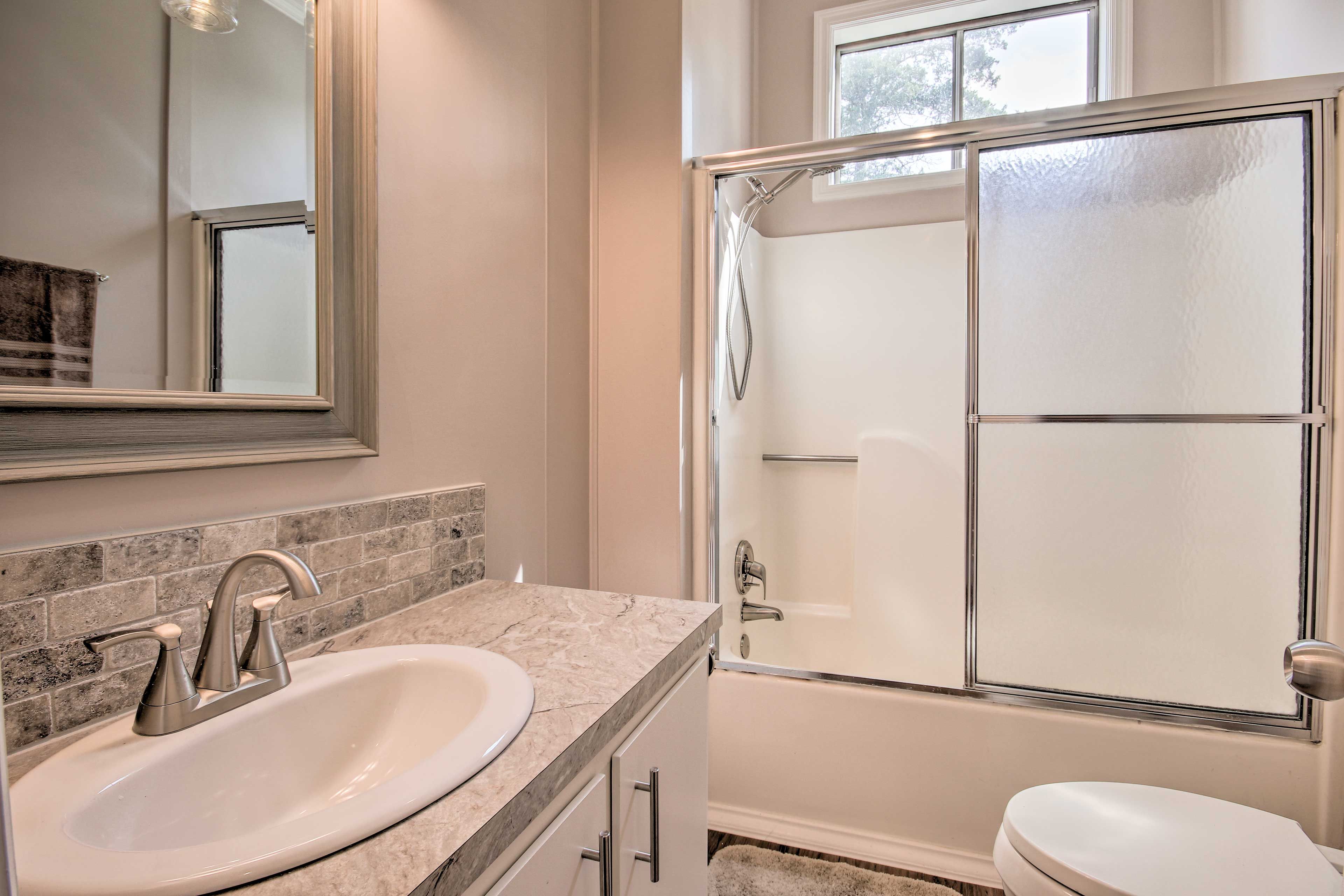 Full Bathroom