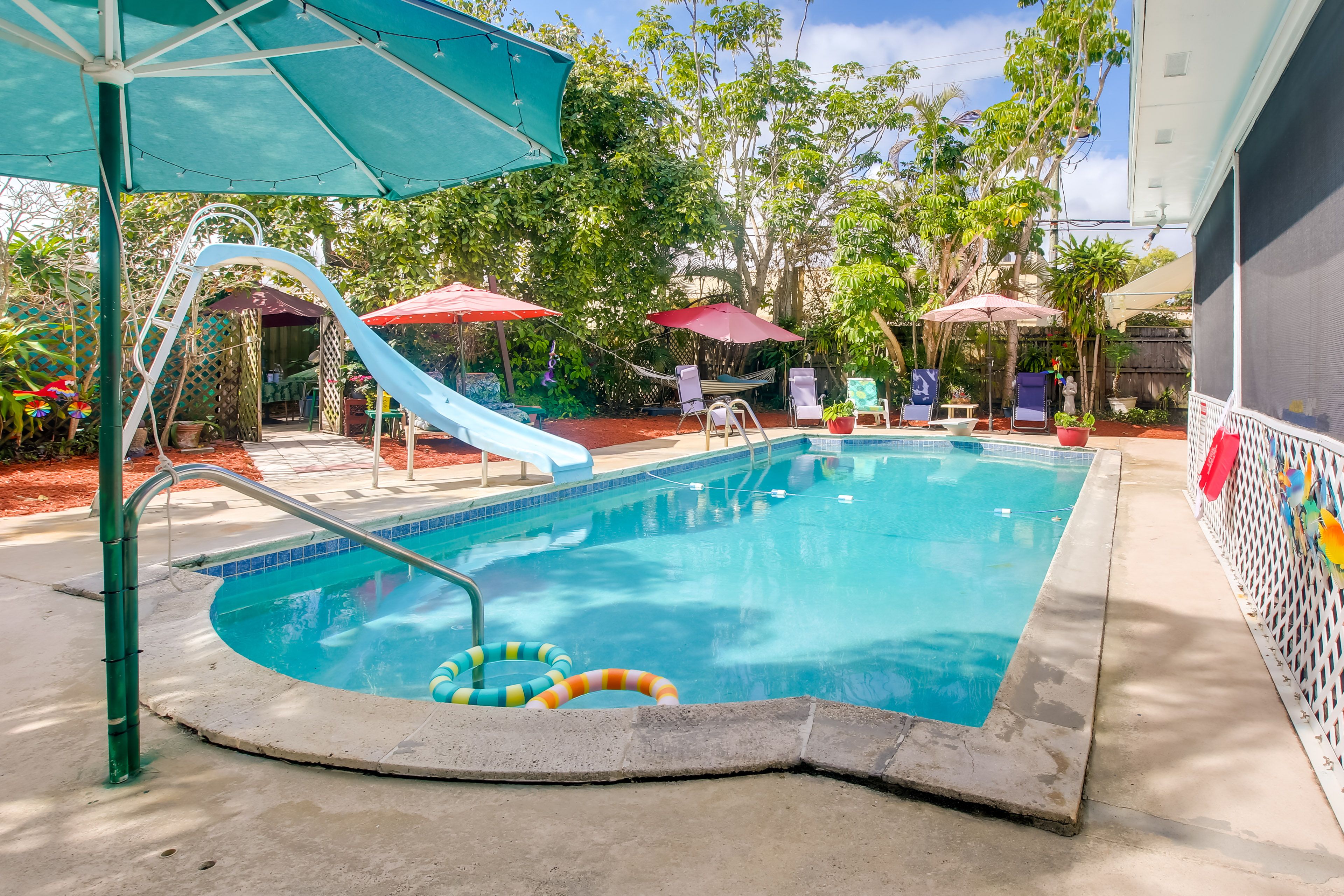 Shared Outdoor Oasis | Homeowner & Other Bookable Vacation Rentals On-Site