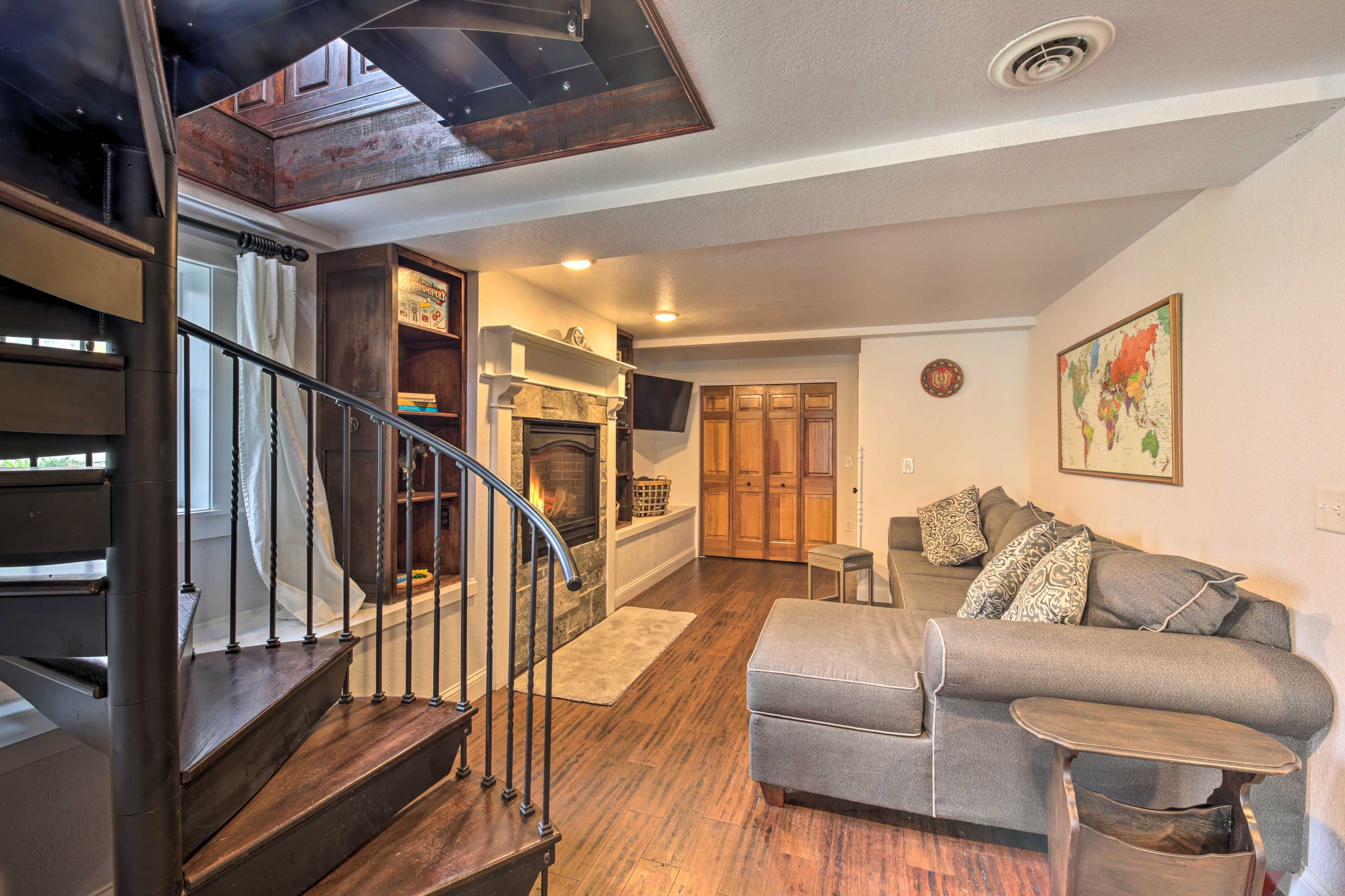 Lower Level | Gas Fireplace | Roku TV | Sleeper Sofa | Privacy Curtains