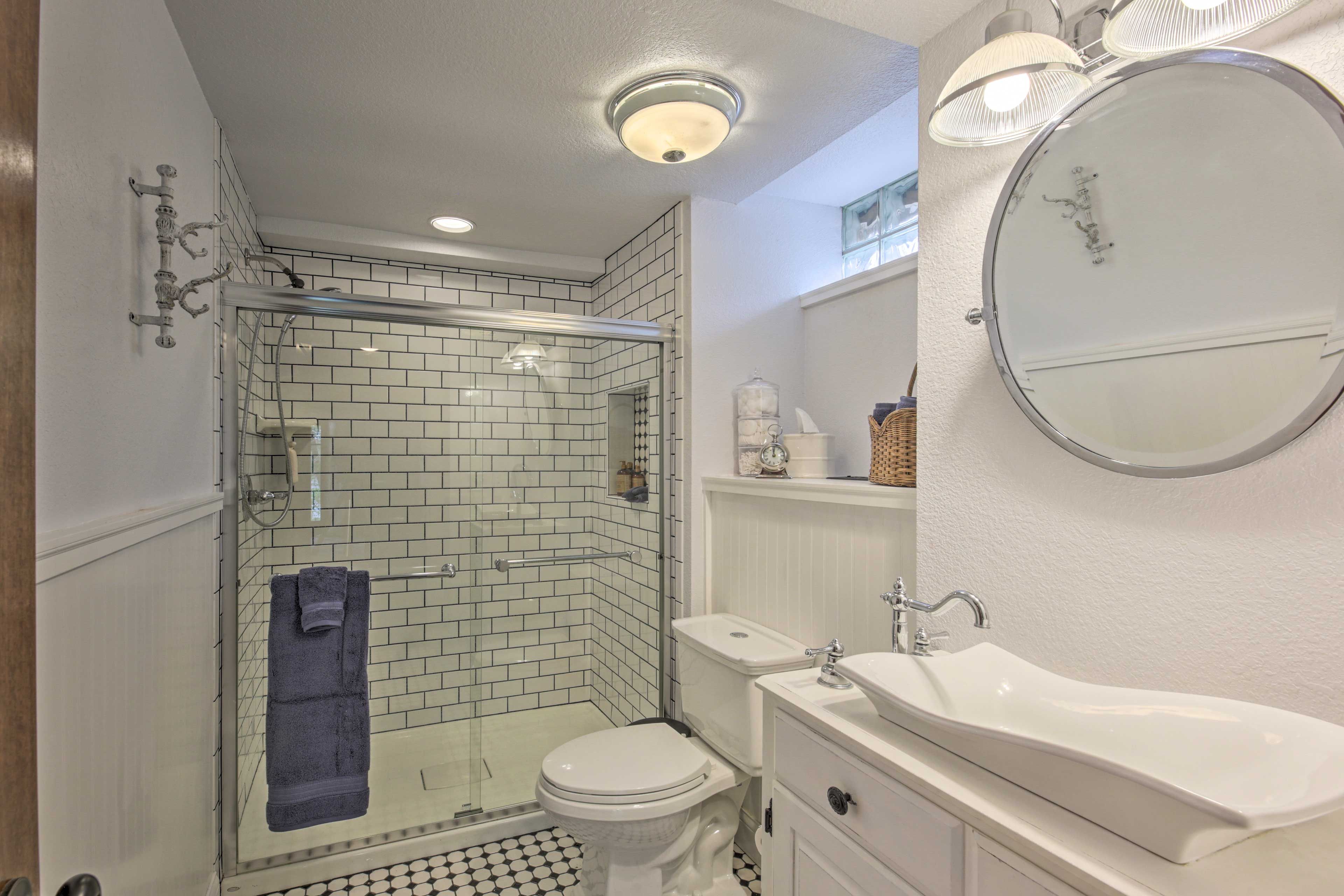 Bathroom | Lower Level