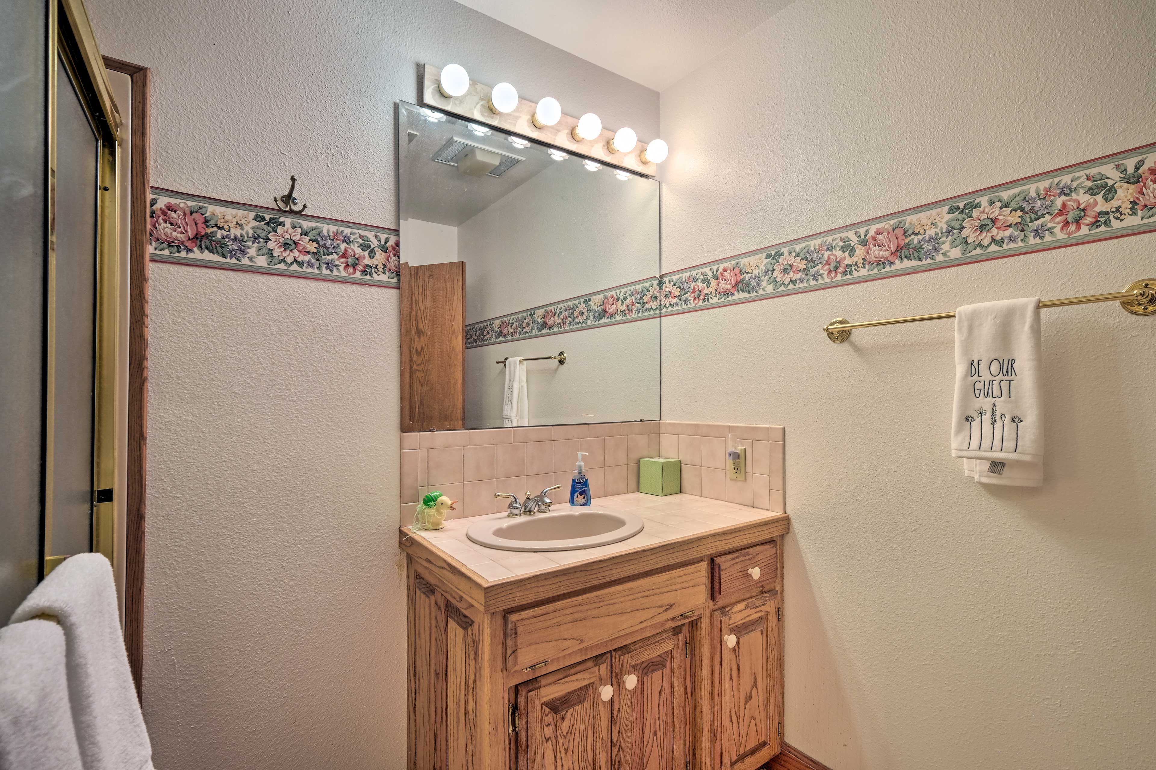 Full Bathroom | Walk-In Shower