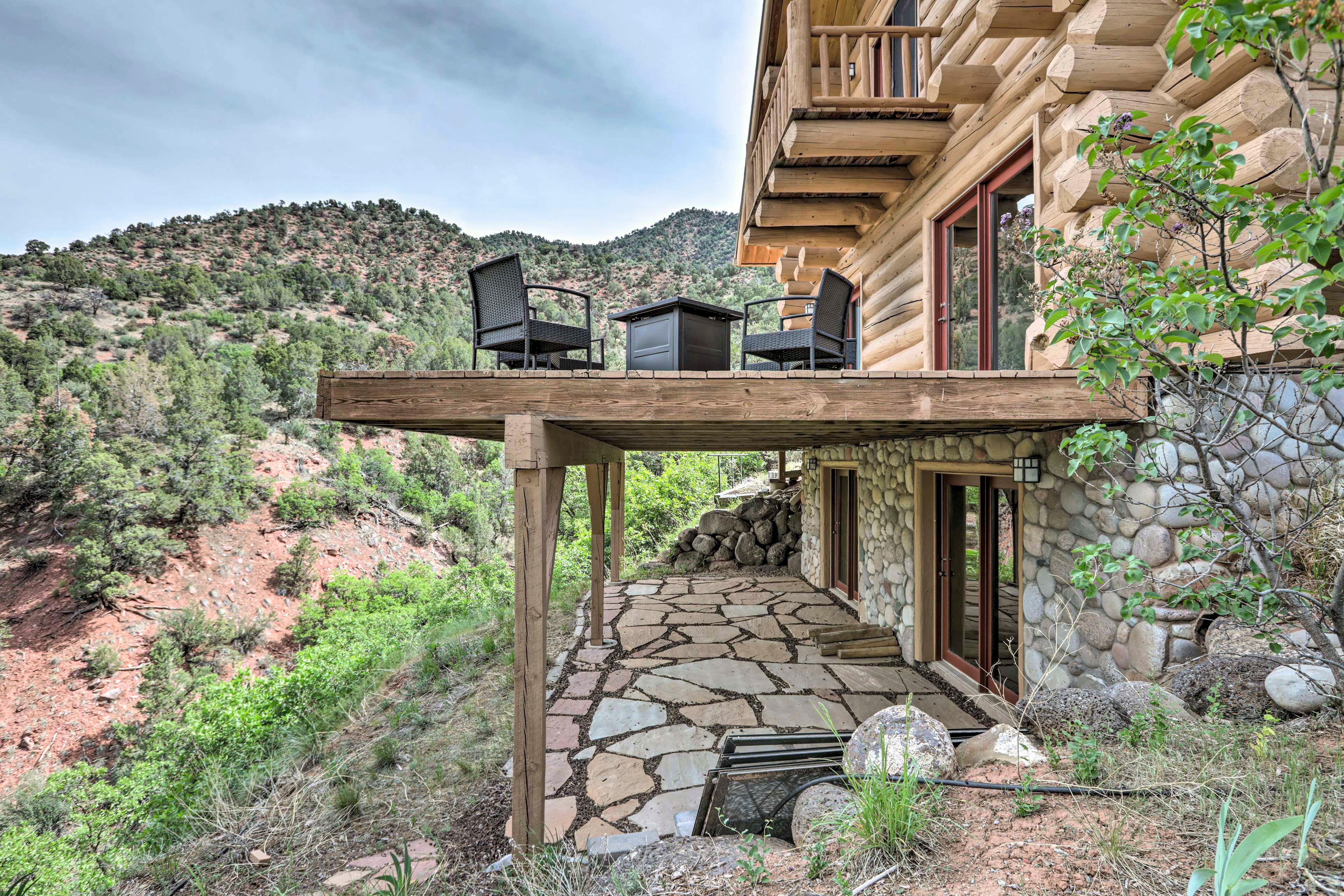 Deck (Railing Added) | Back Porch | Fire Pit Not Available