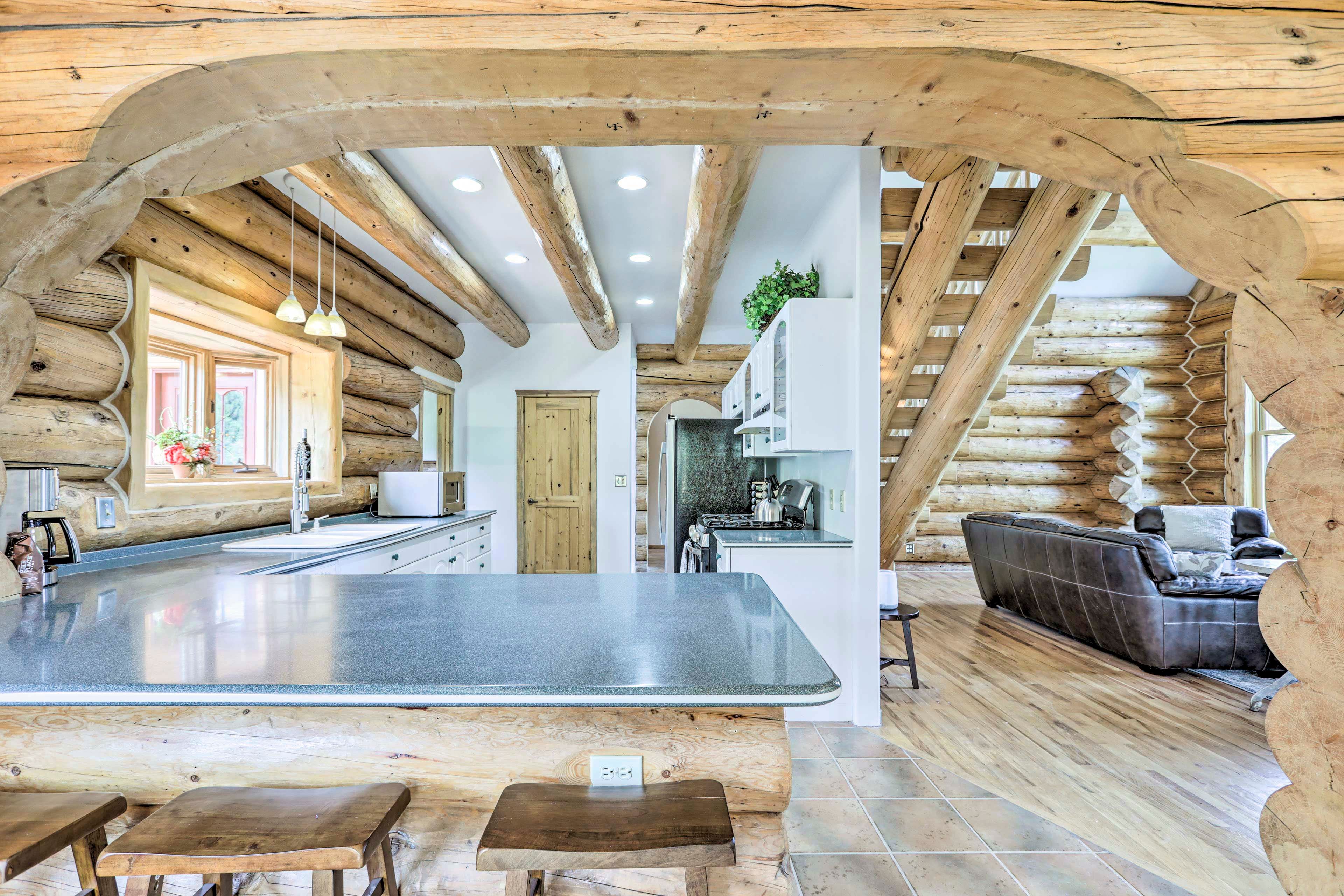 Fully Equipped Kitchen | Breakfast Bar | Complimentary Spices