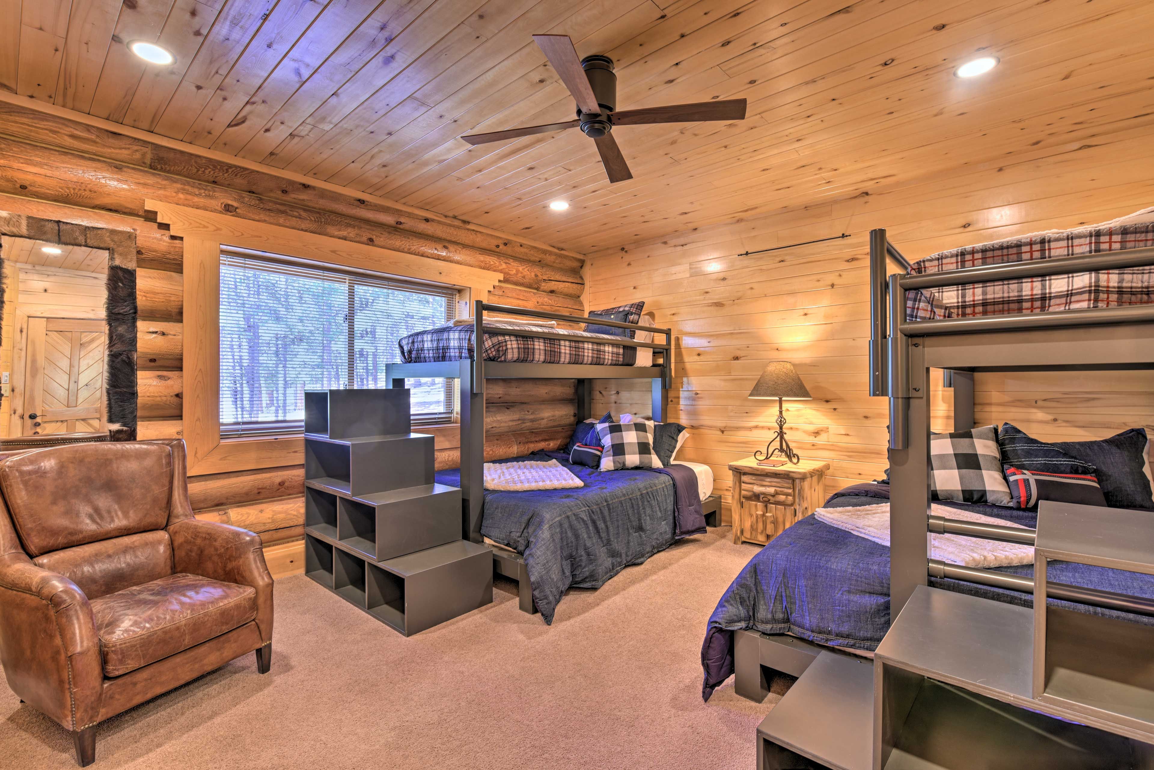 Bedroom 2 | 1st Floor | 2 Twin/Queen Bunk Beds