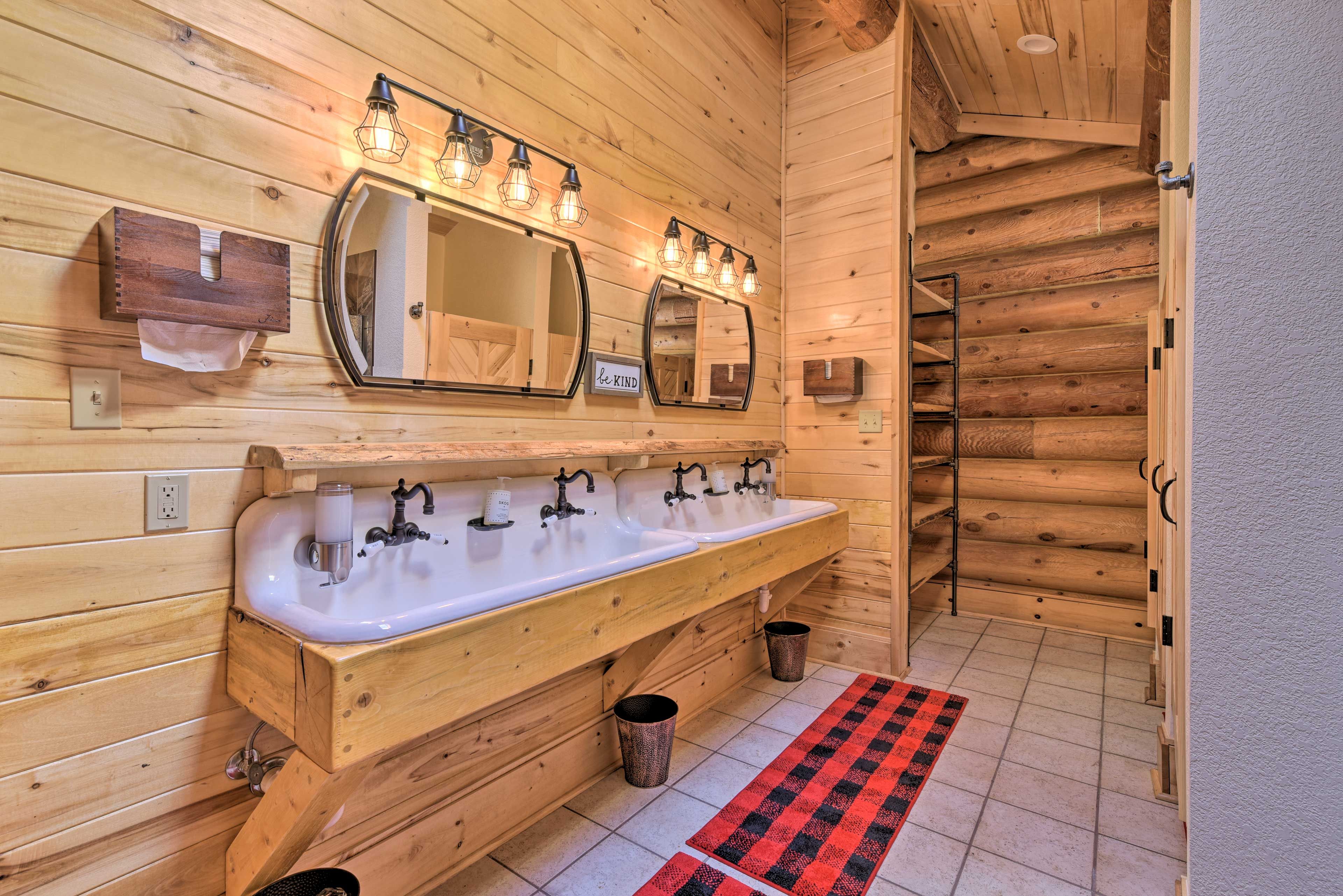 Full Bathroom