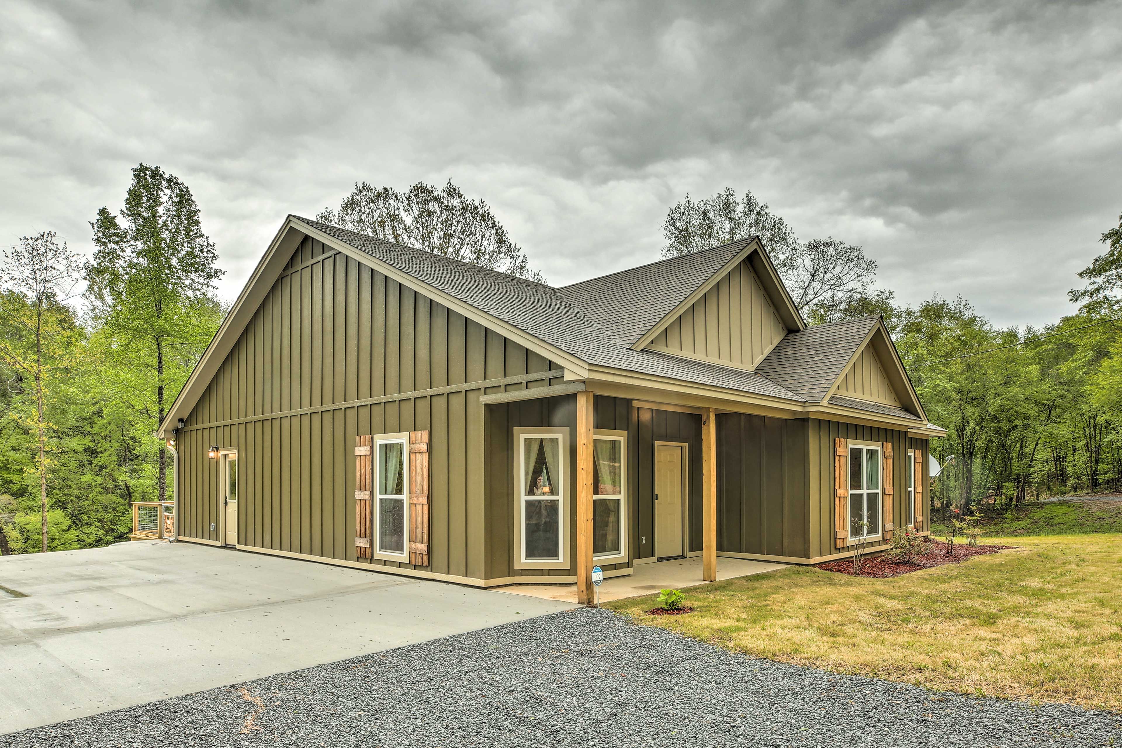 Front Entrance | Keyless Entry
