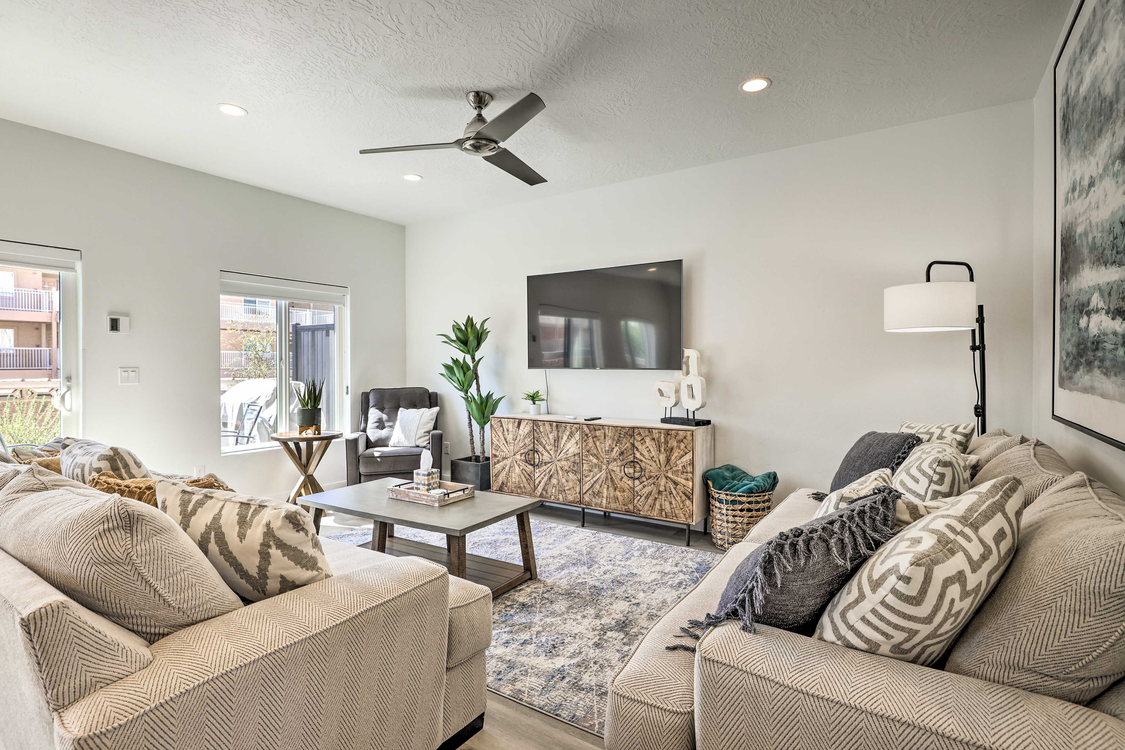 Living Room | Air Conditioning