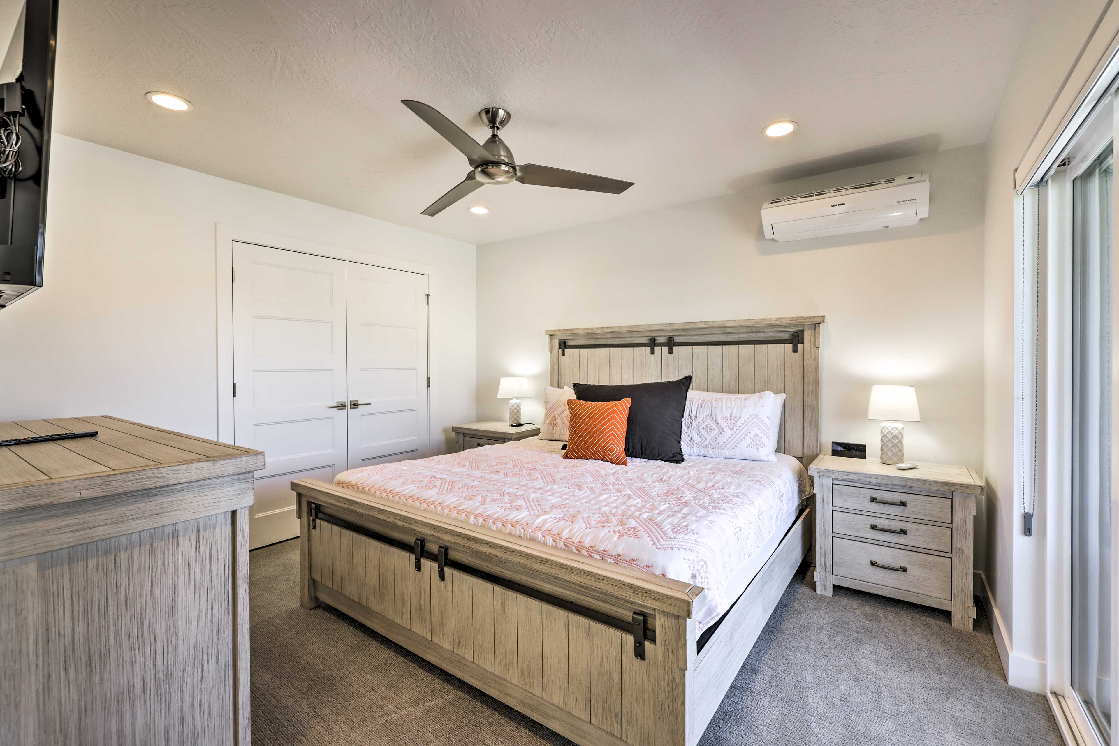 Bedroom 3 | King Bed