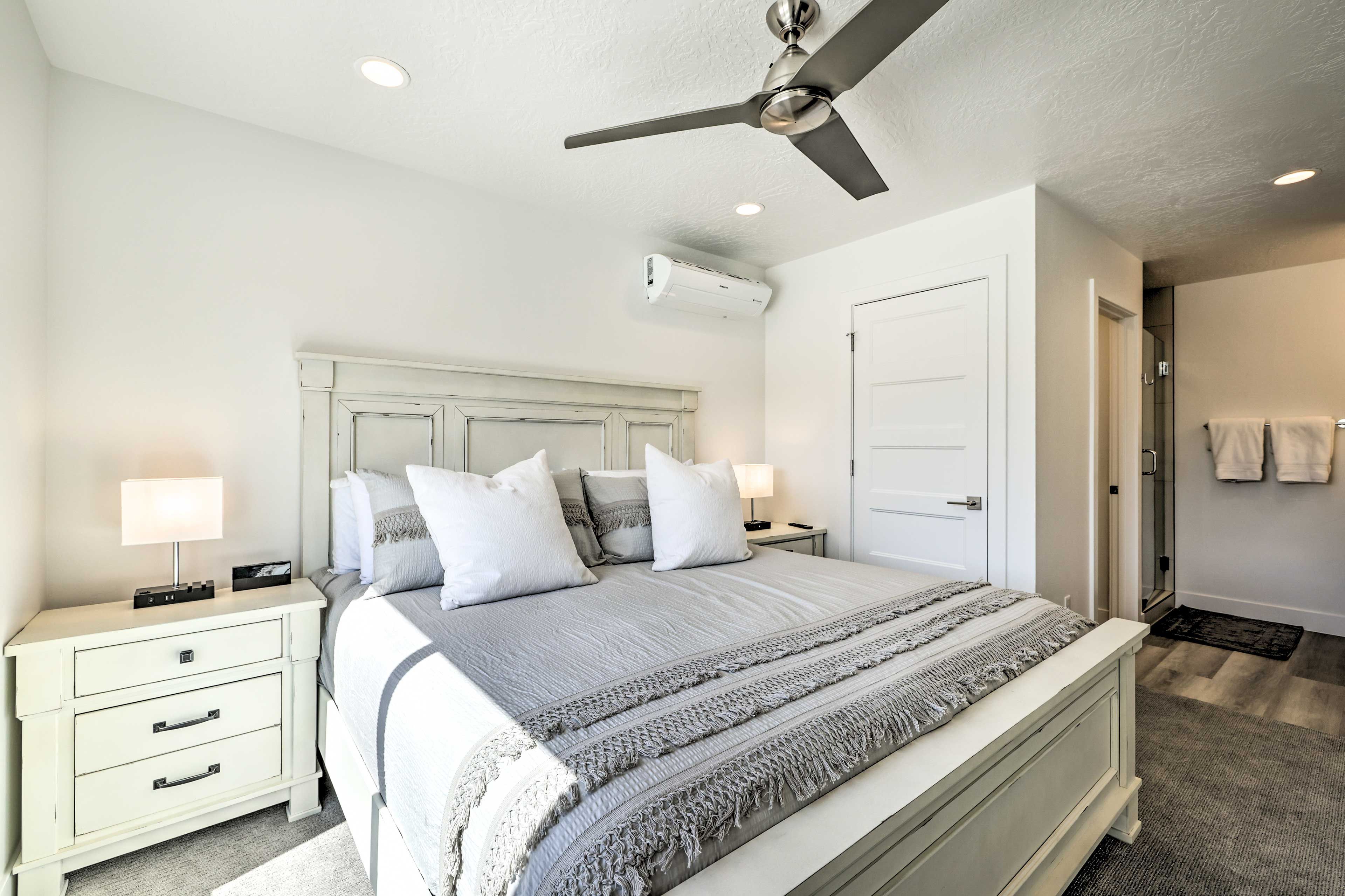 Bedroom 2 | 2nd Floor