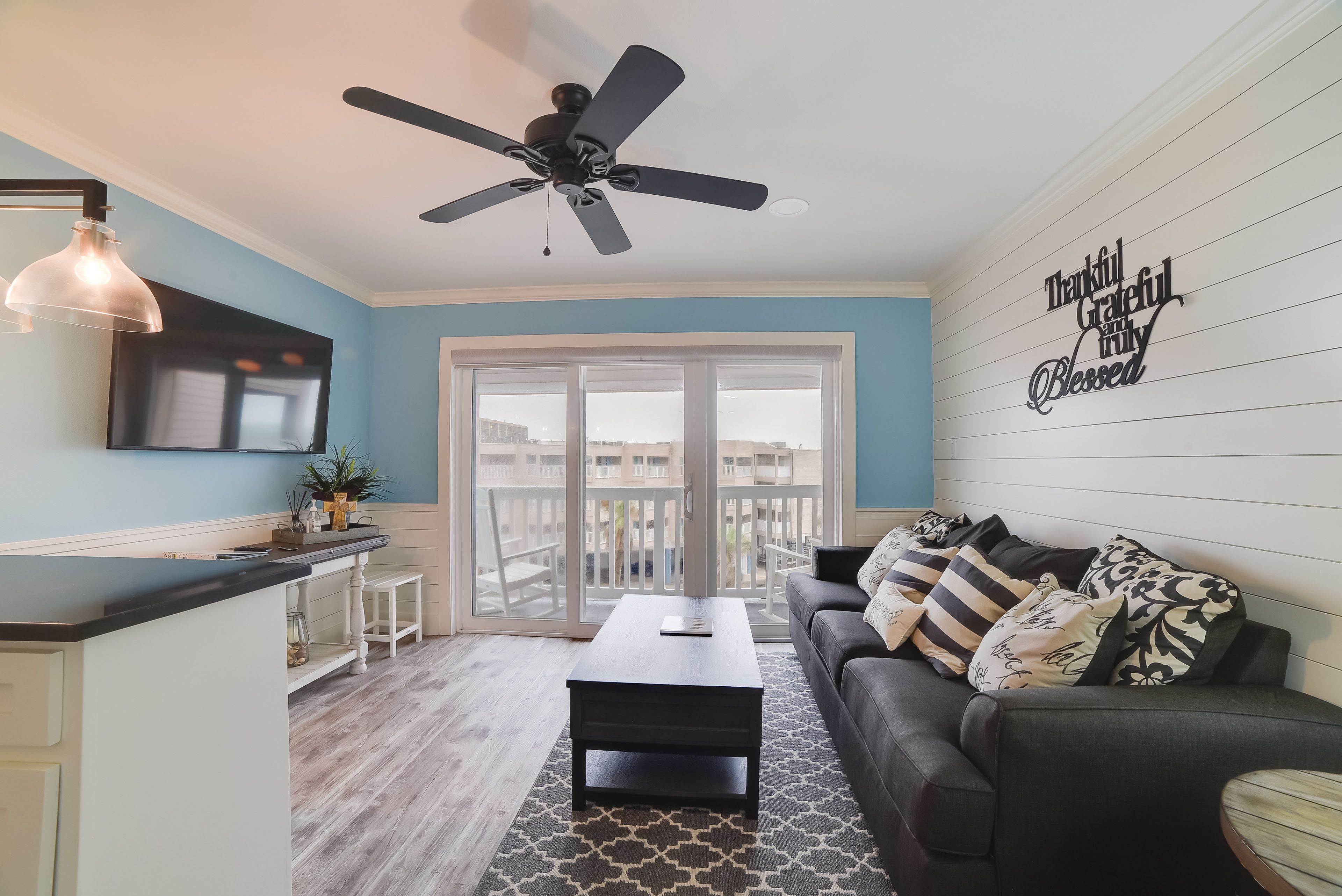 Corpus Christi Vacation Rental | 1BA | 1BA | 408 Sq Ft | Step-Free Entry