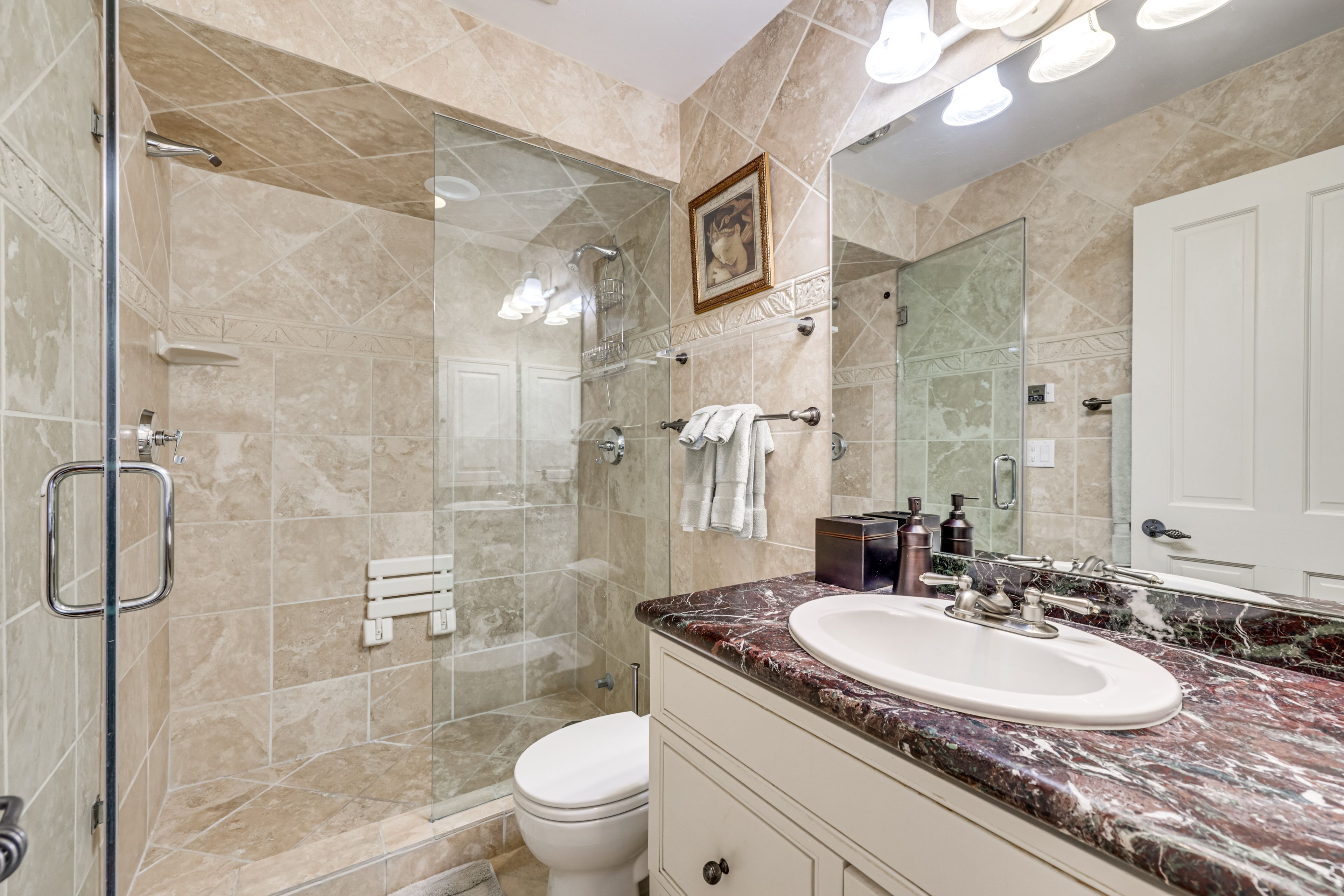 En-Suite Bathroom