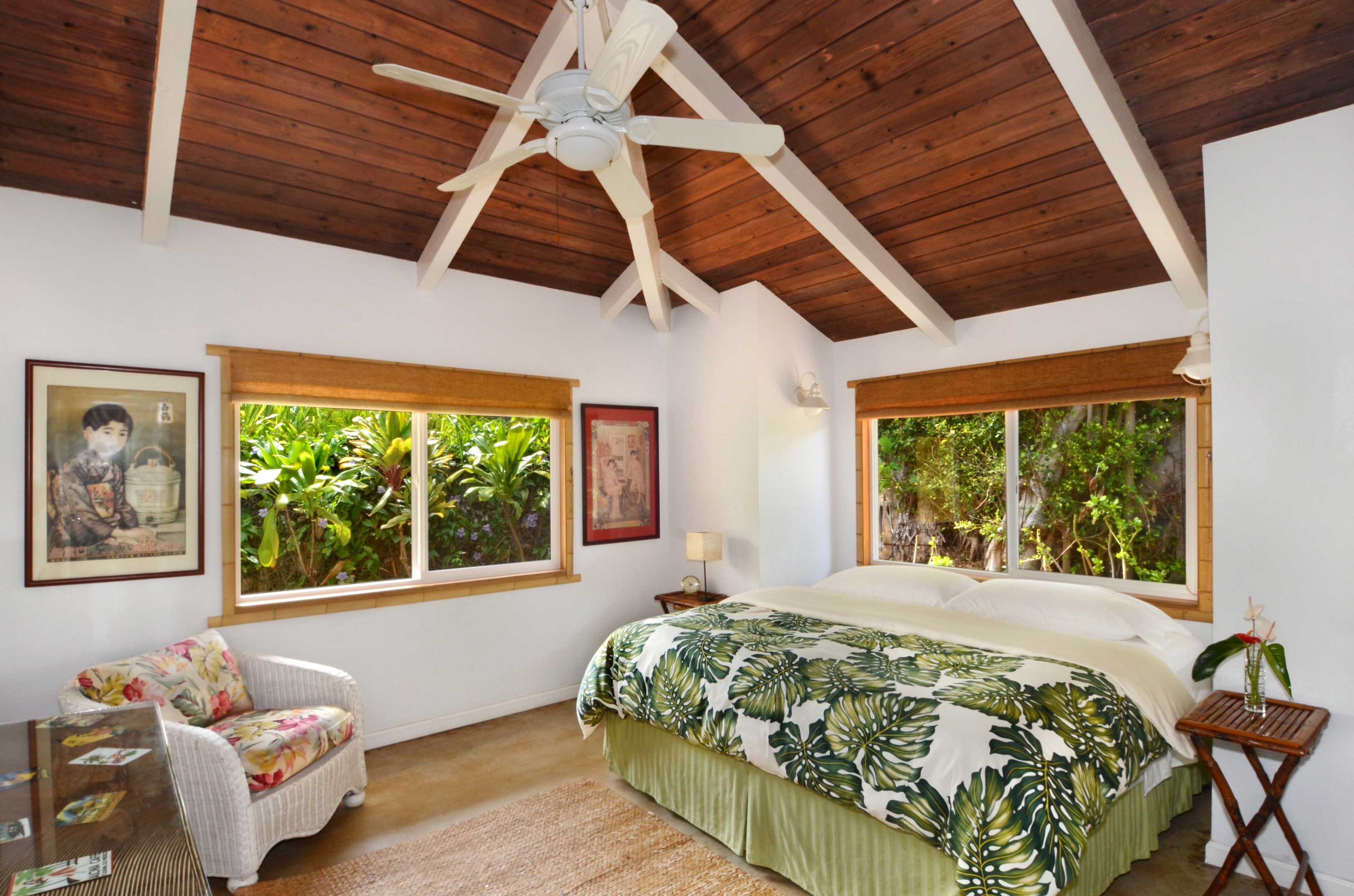 Bedroom 1 | King Bed