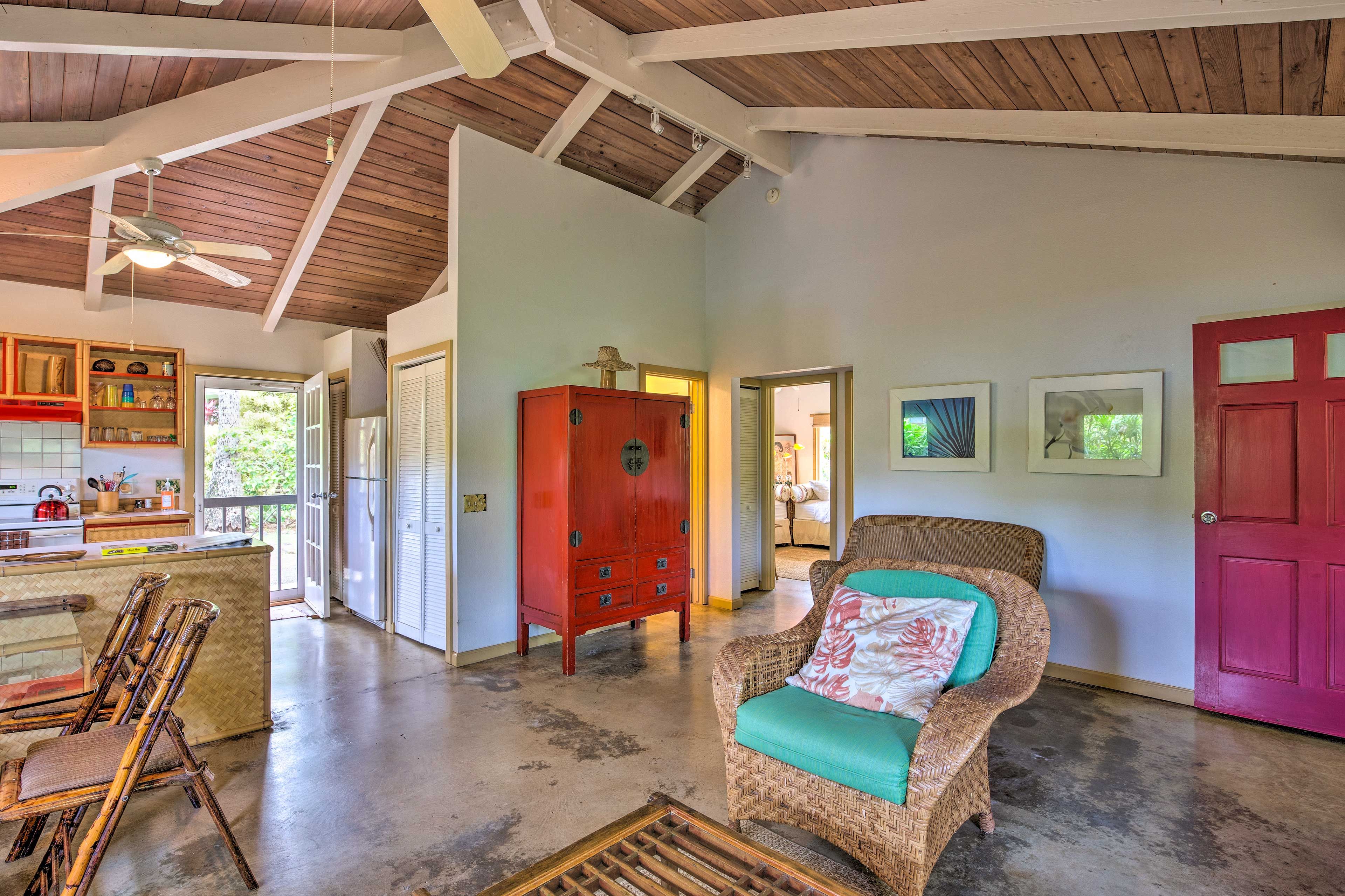 Living Room | Home Entryway