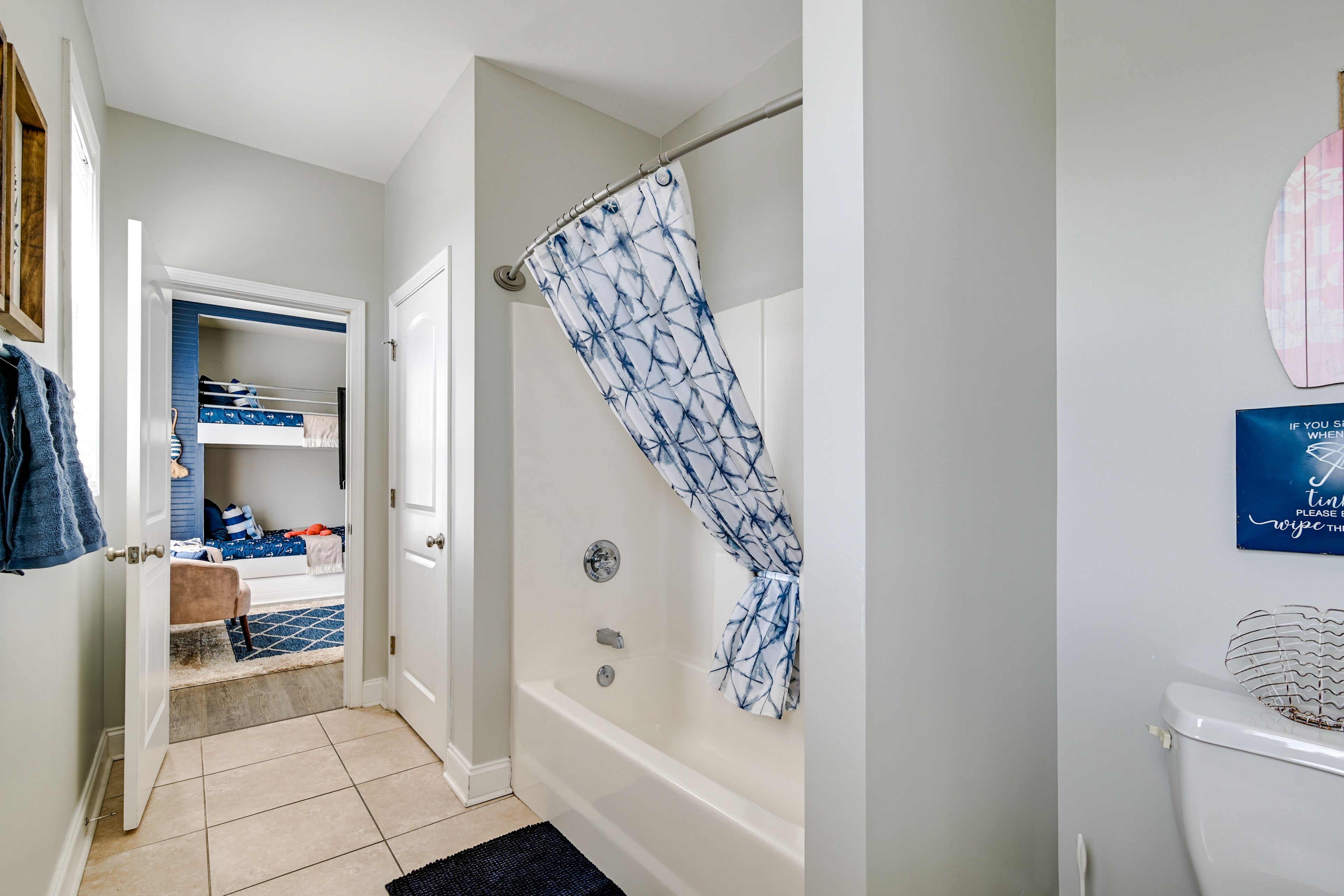 En-Suite Bathroom