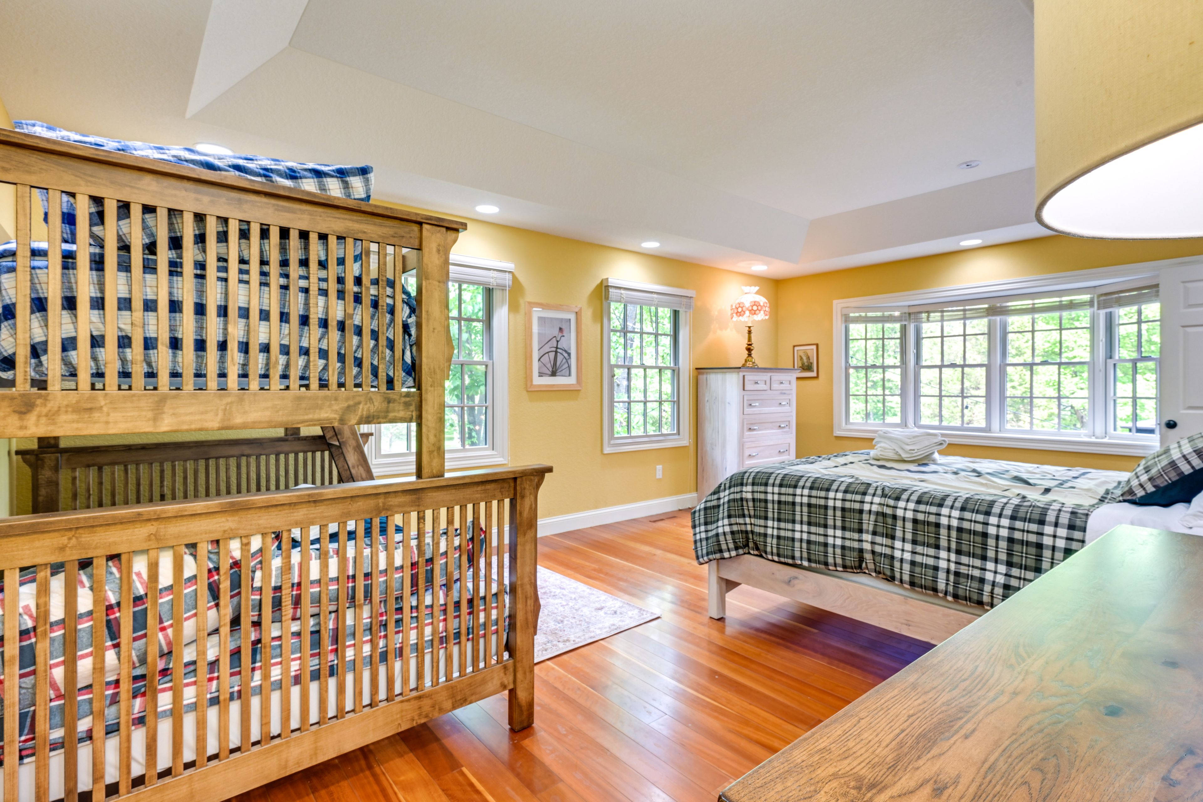 Bedroom 1 | Queen Bed, Twin/Full Bunk Bed