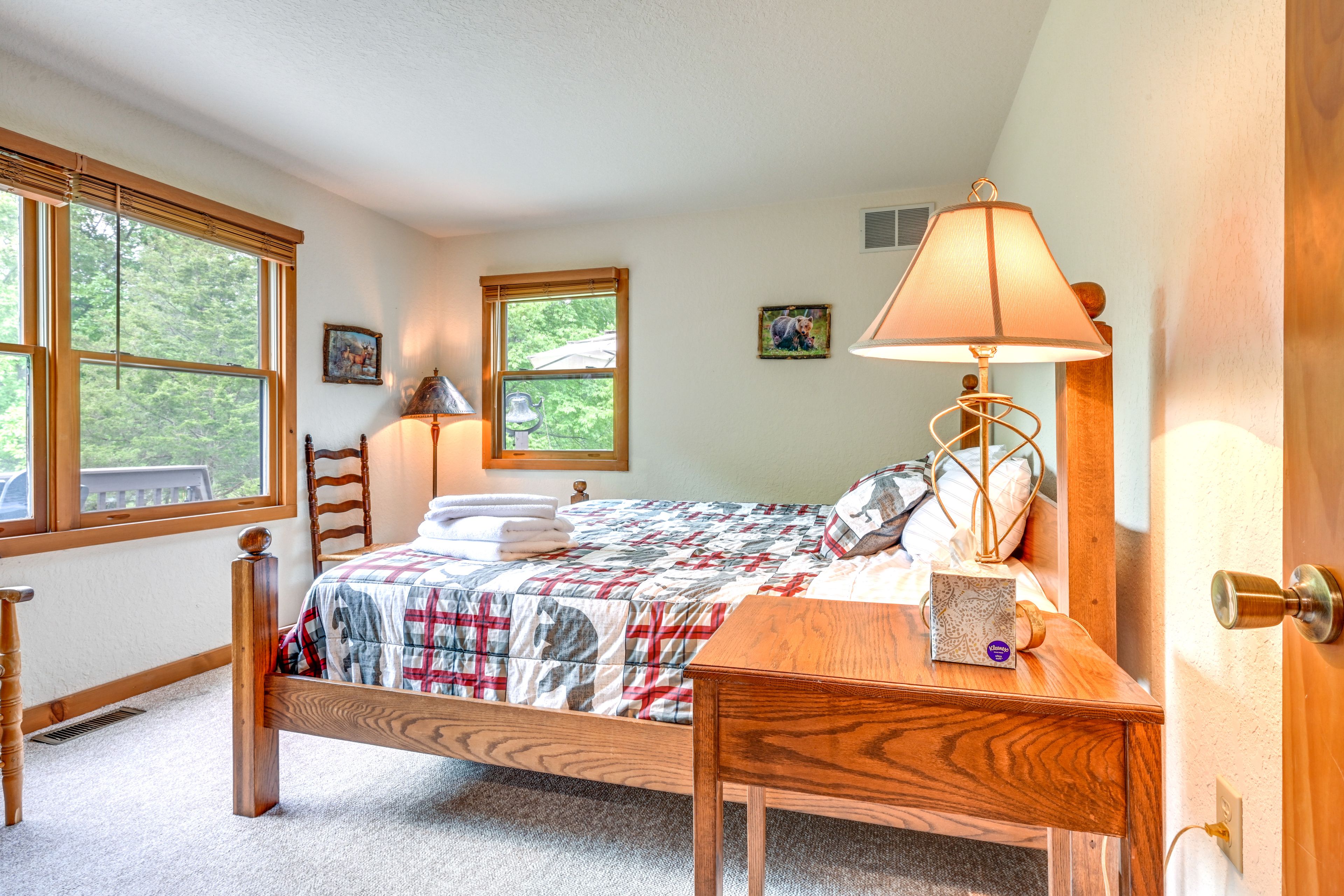 Bedroom 5 | King Bed