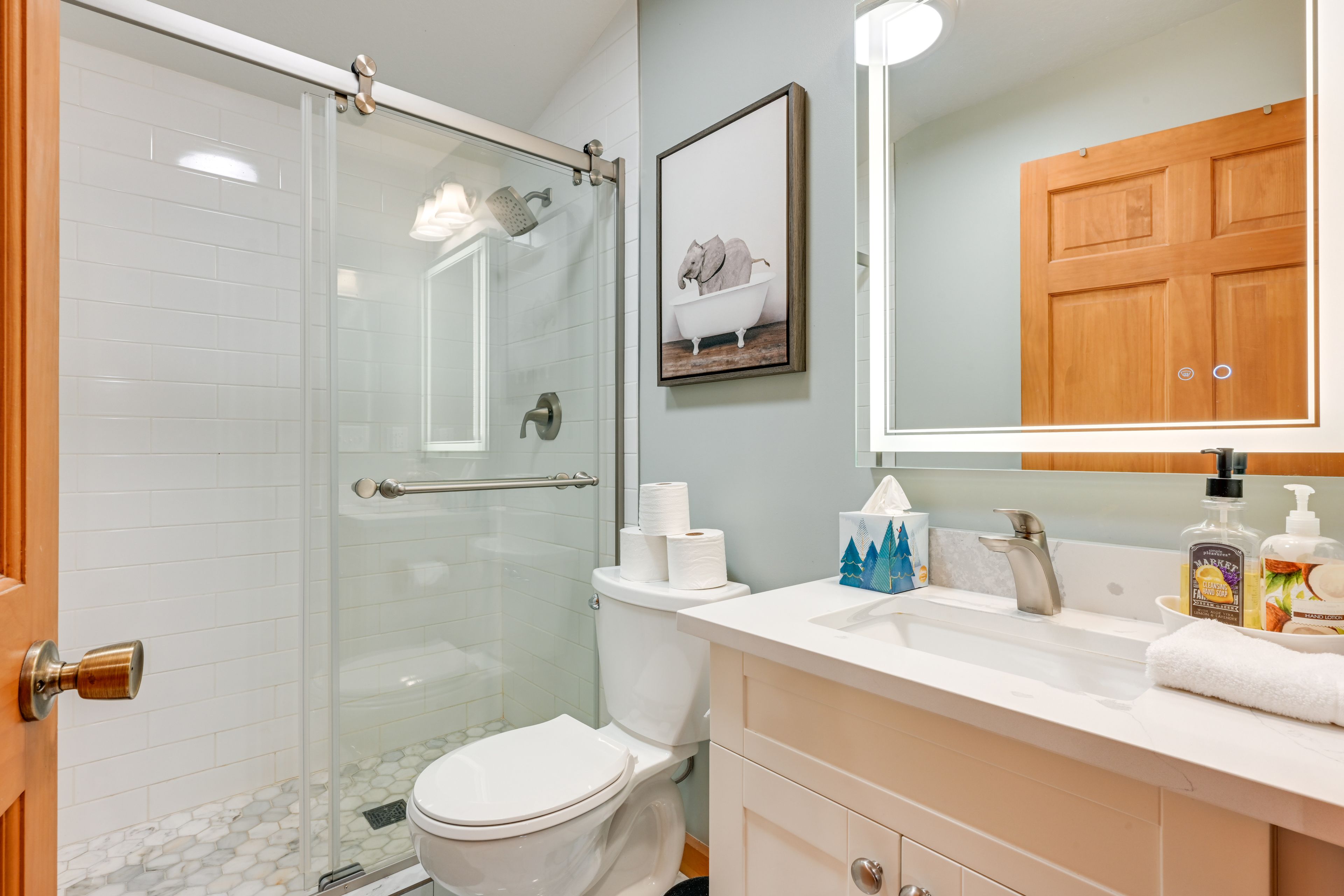 Full Bathroom