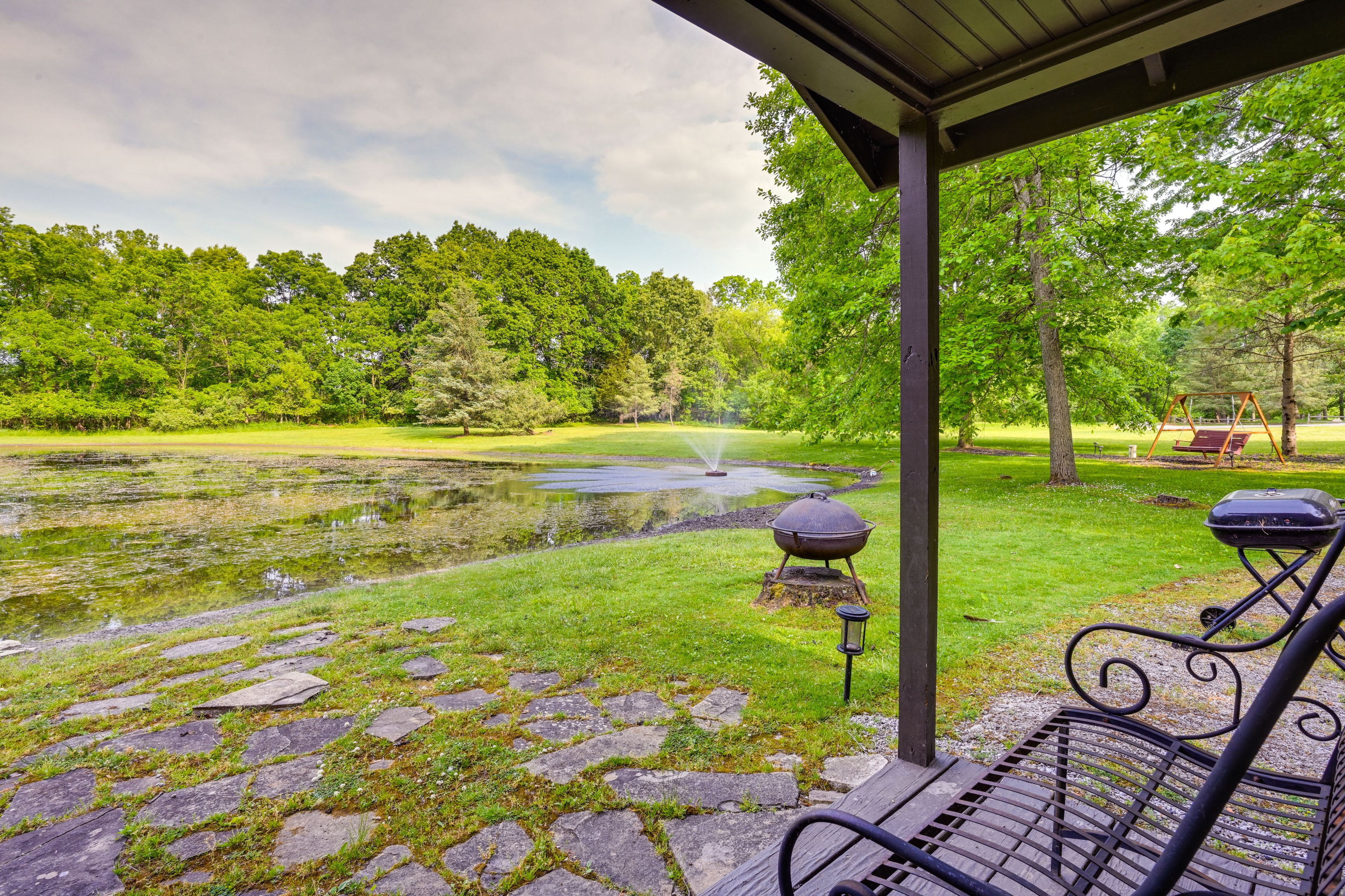Outdoor Space | Pond On-Site