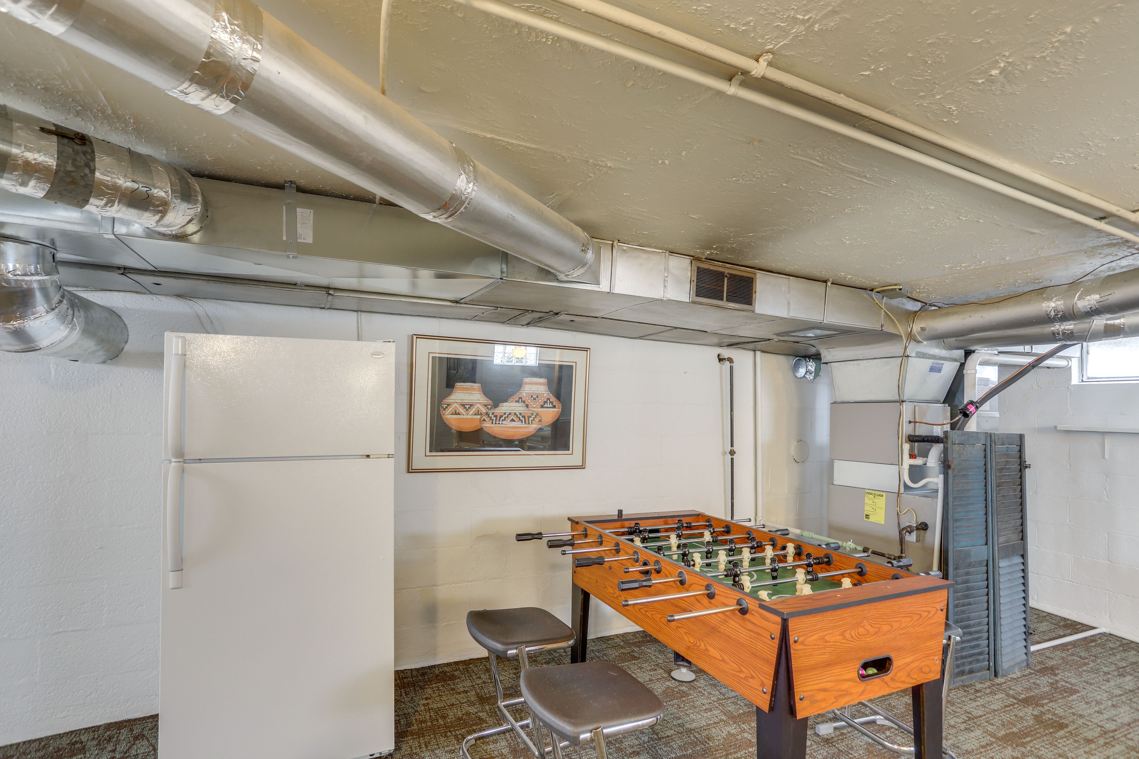 Lower Level | Washer/Dryer | Full Bathroom