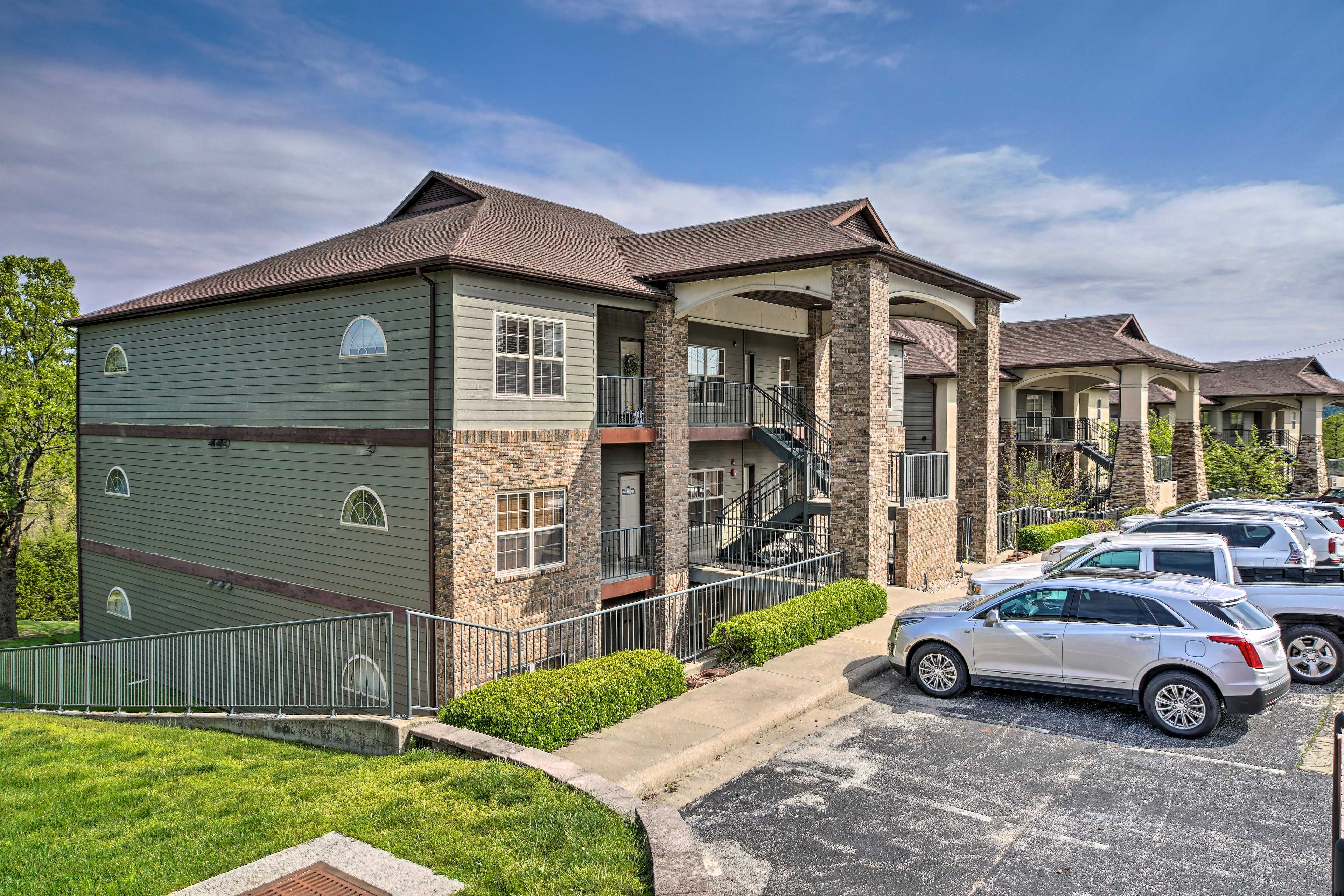 Exterior | Paid Parking at Community Lot