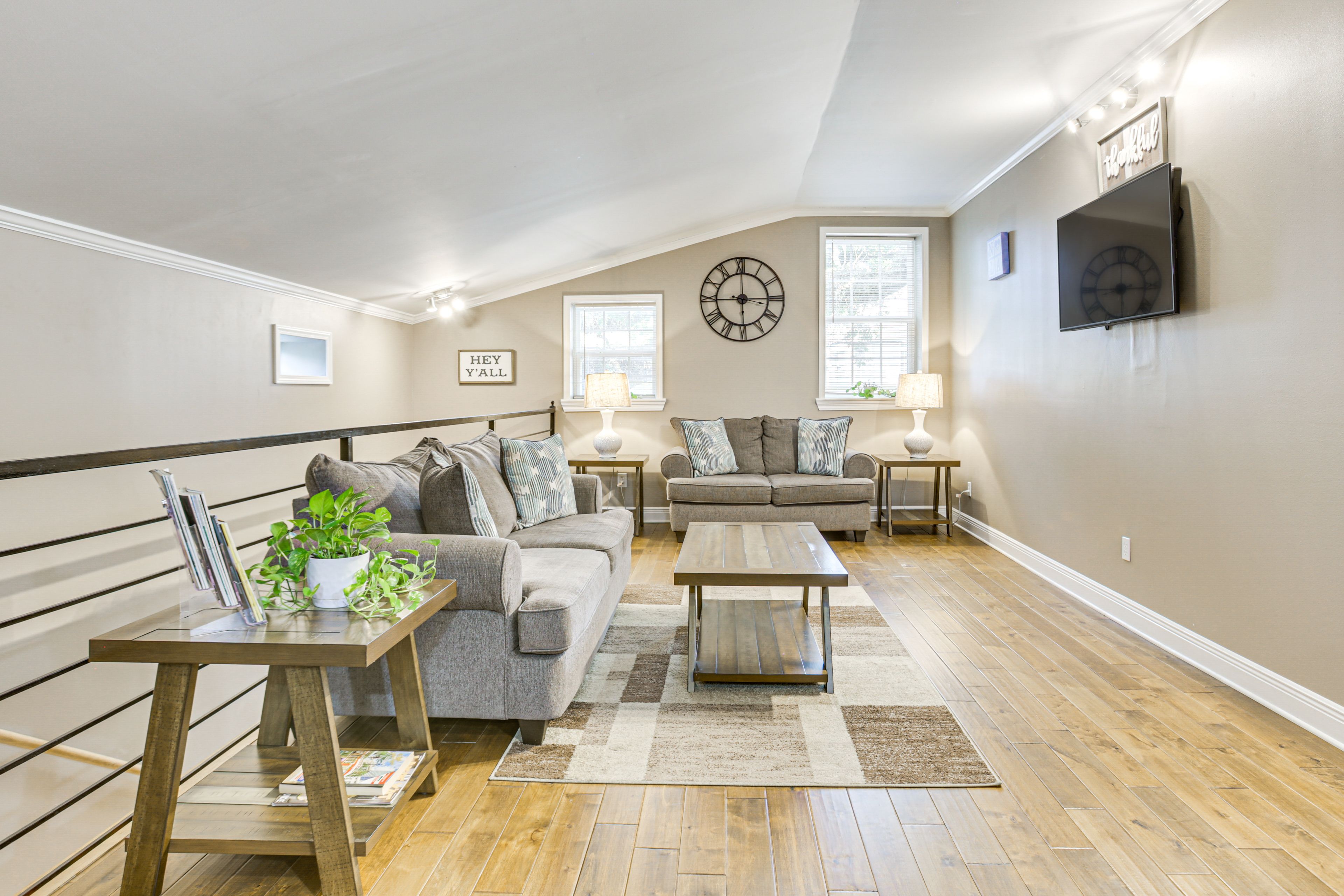 New Orleans Vacation Rental | 1BR | 1BA | Stairs Required | 970 Sq Ft