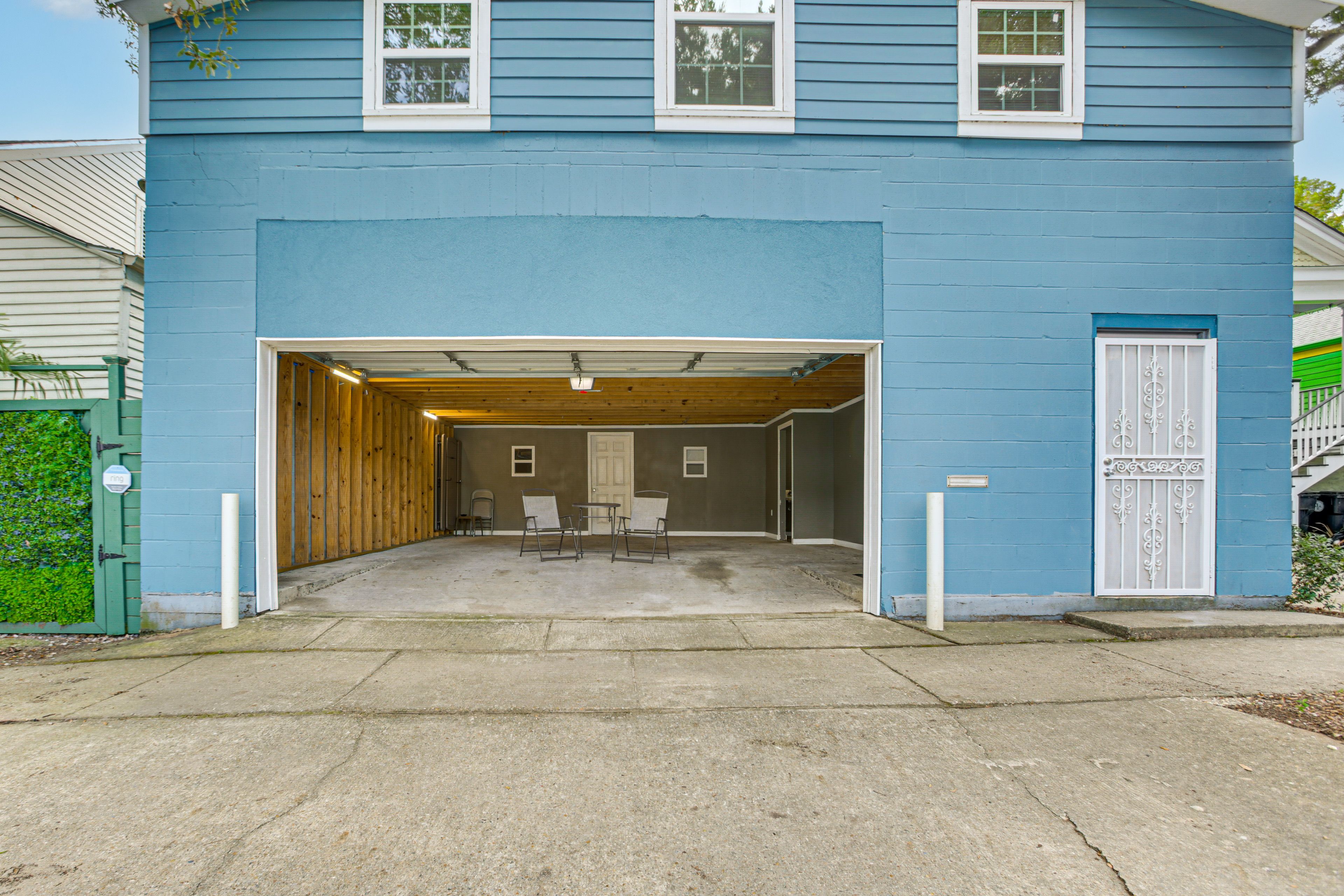 Parking | Driveway (1 Vehicle)