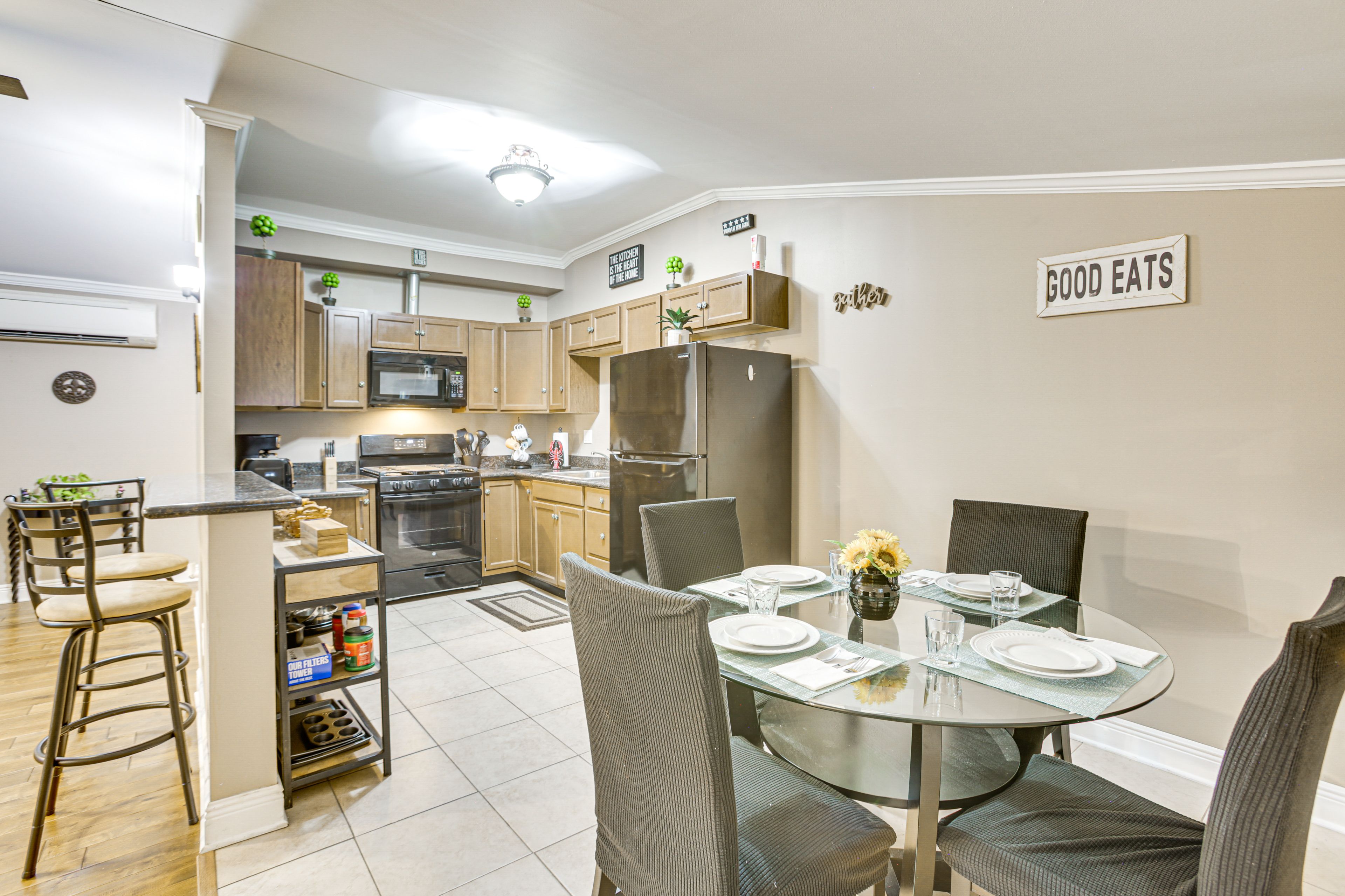 Dining Area | Kitchen | Cooking Basics