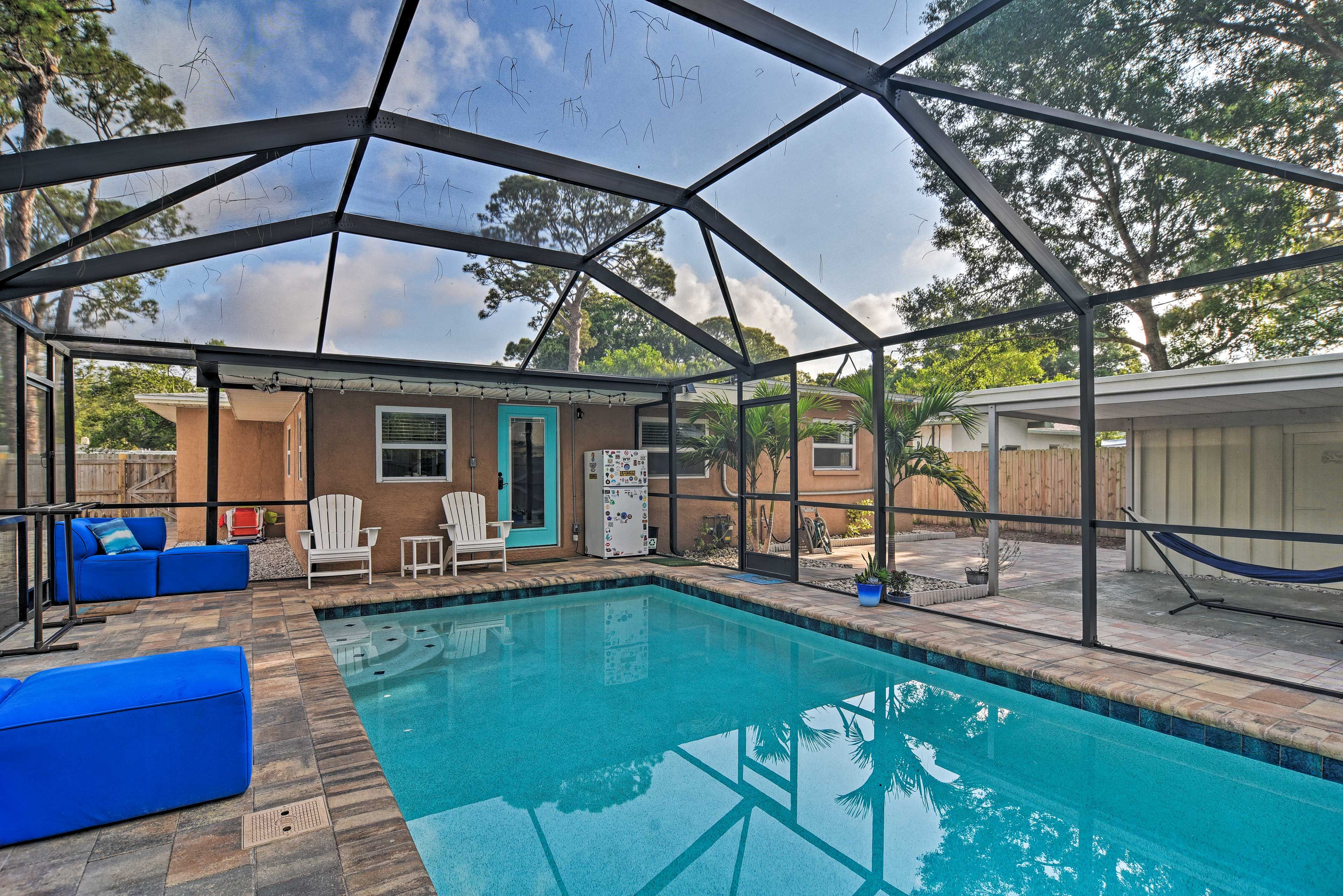 Private Backyard | Pool Depth (3' - 6')