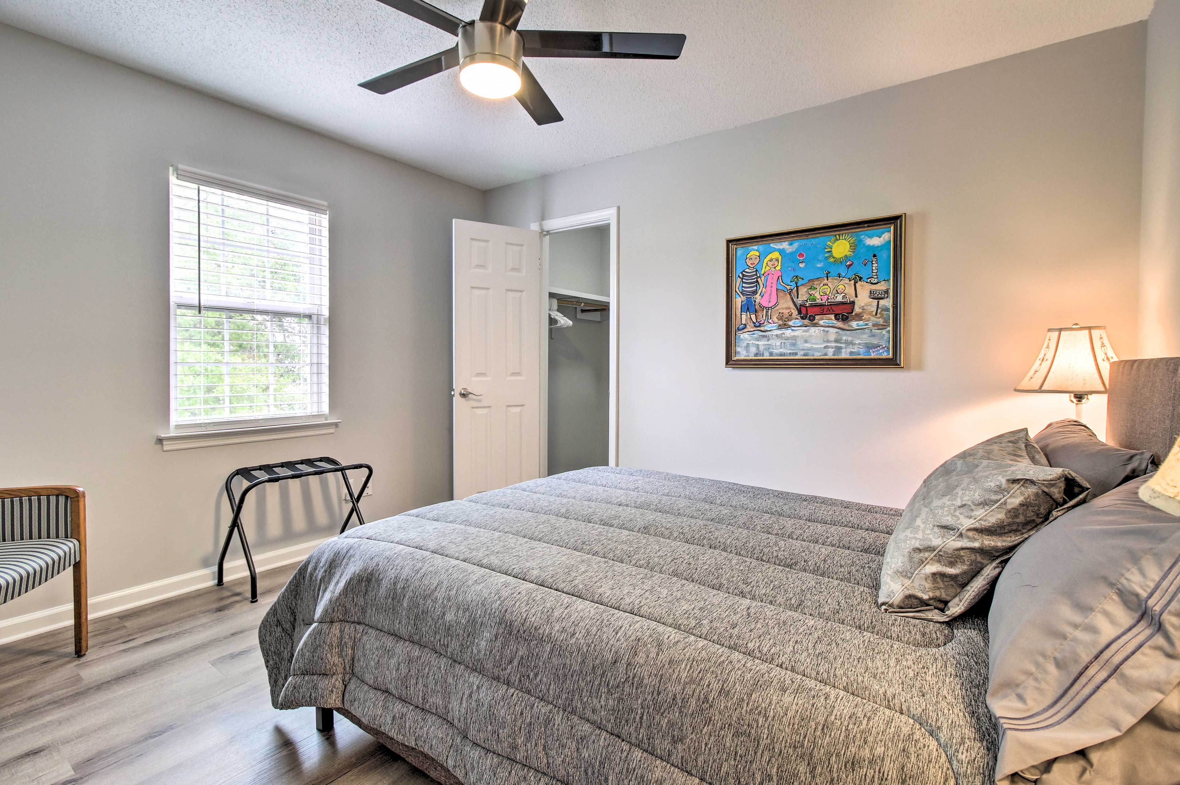 Bedroom 2 | Queen Bed