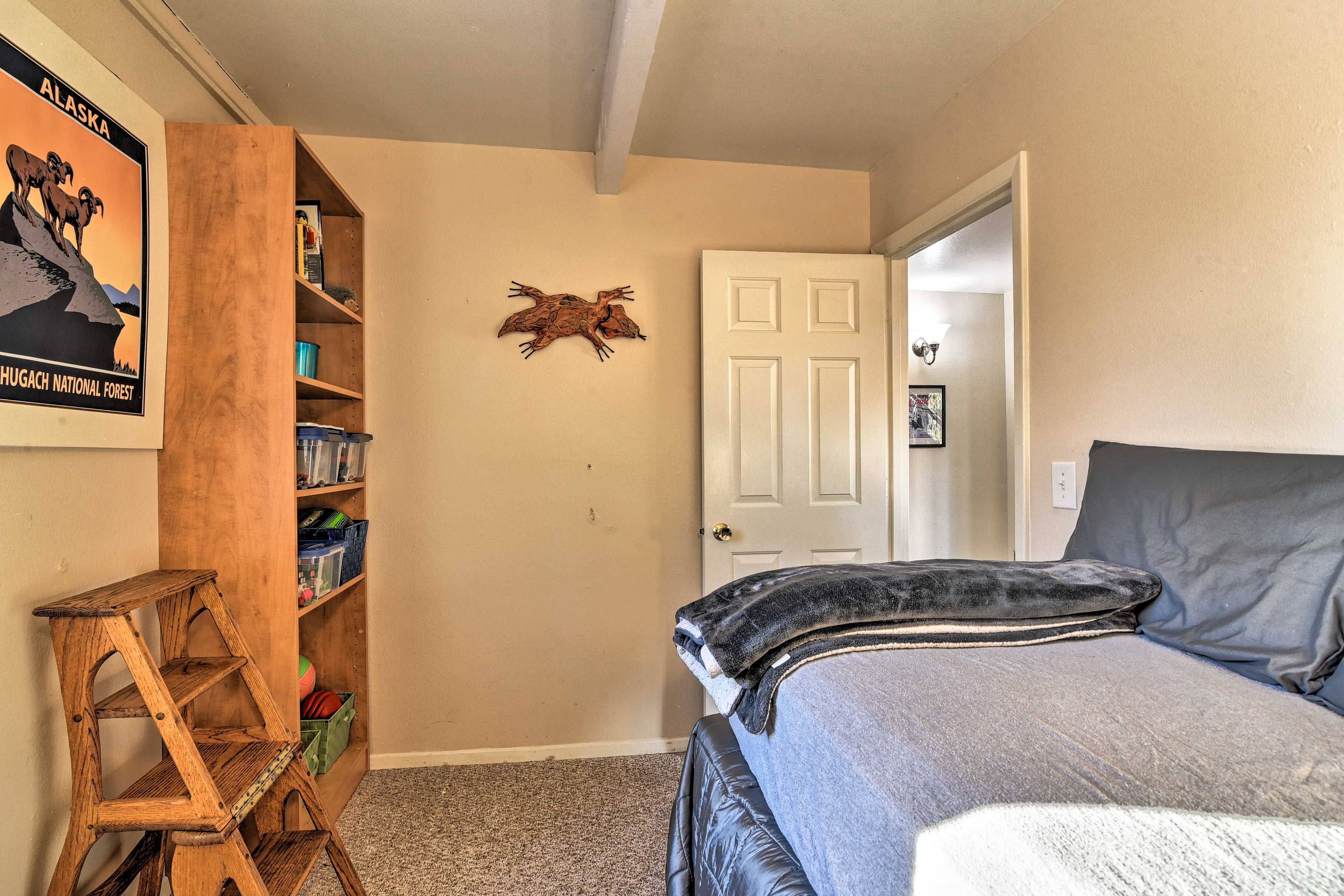 Bedroom 2 | 2nd Floor